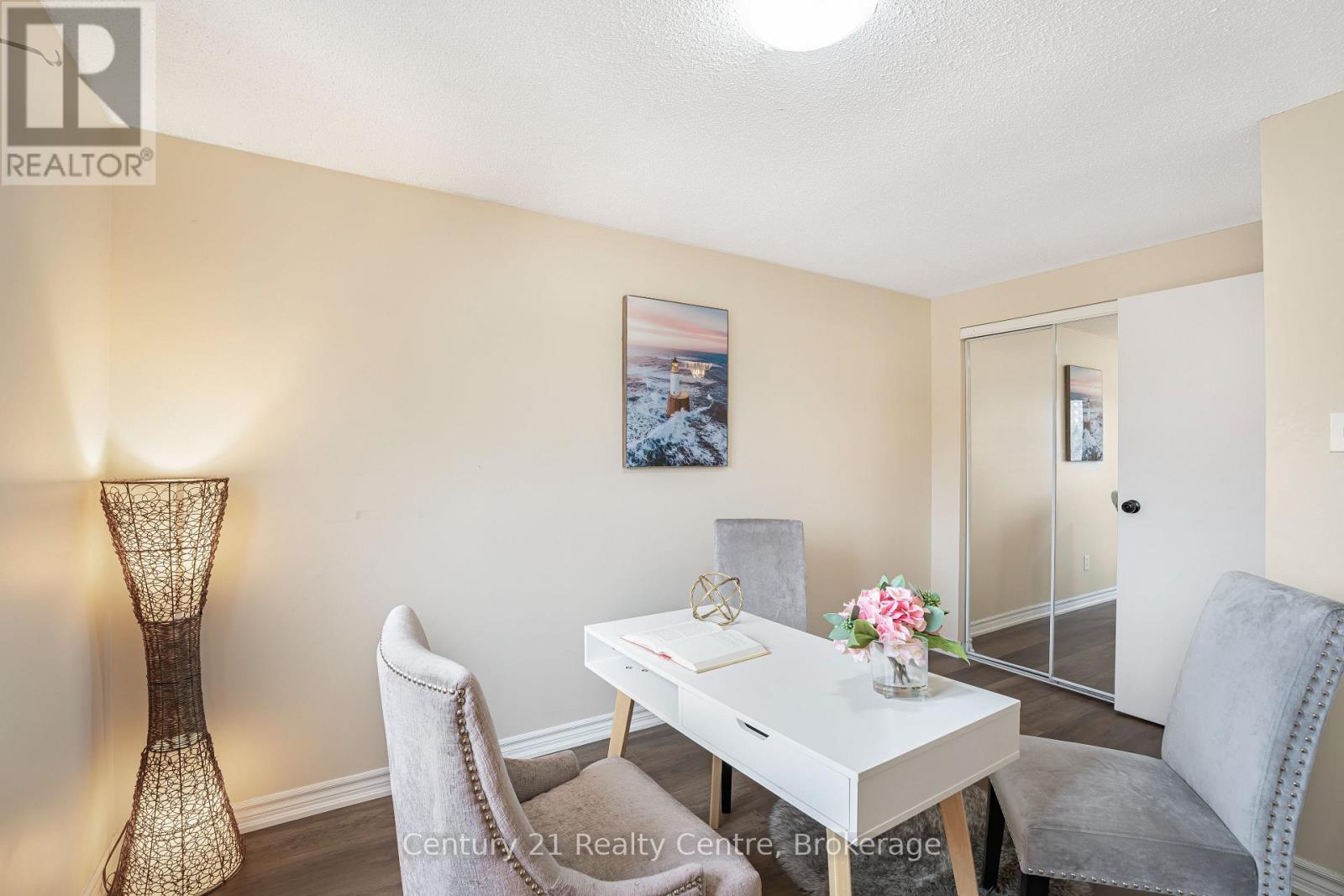 45 Autumn Glen Circle, Toronto, Ontario  M9W 6B3 - Photo 21 - W12199912