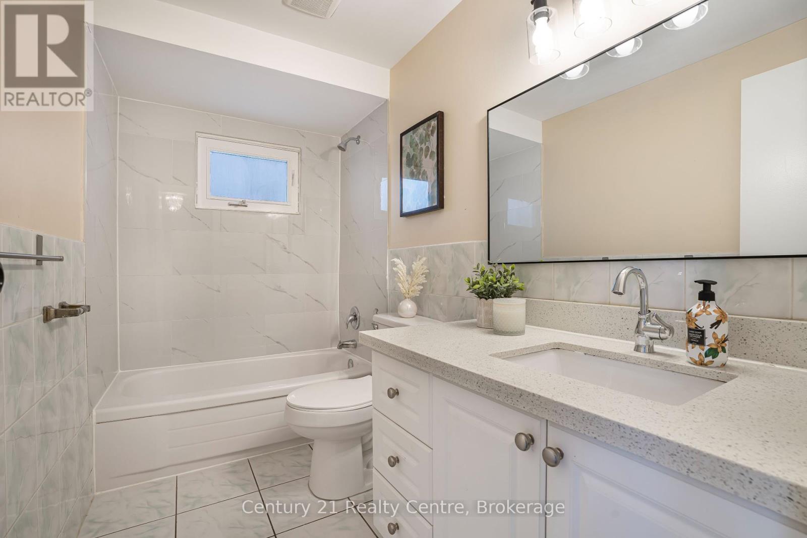 45 Autumn Glen Circle, Toronto, Ontario  M9W 6B3 - Photo 25 - W12199912