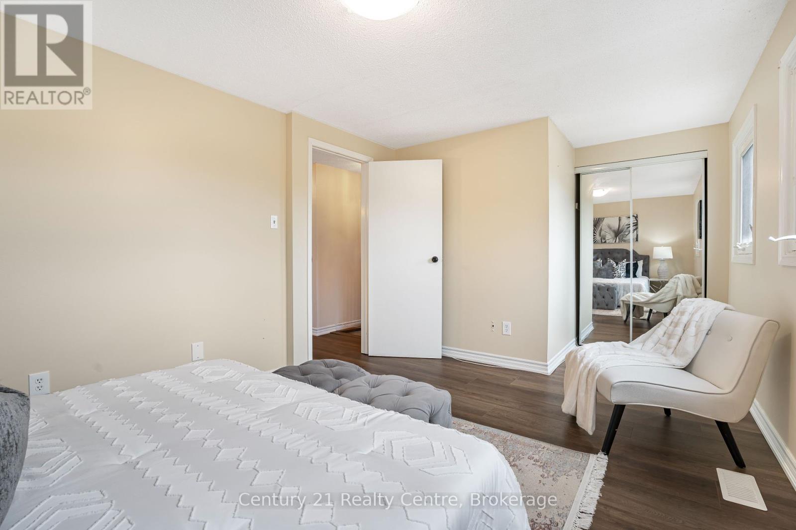 45 Autumn Glen Circle, Toronto, Ontario  M9W 6B3 - Photo 29 - W12199912