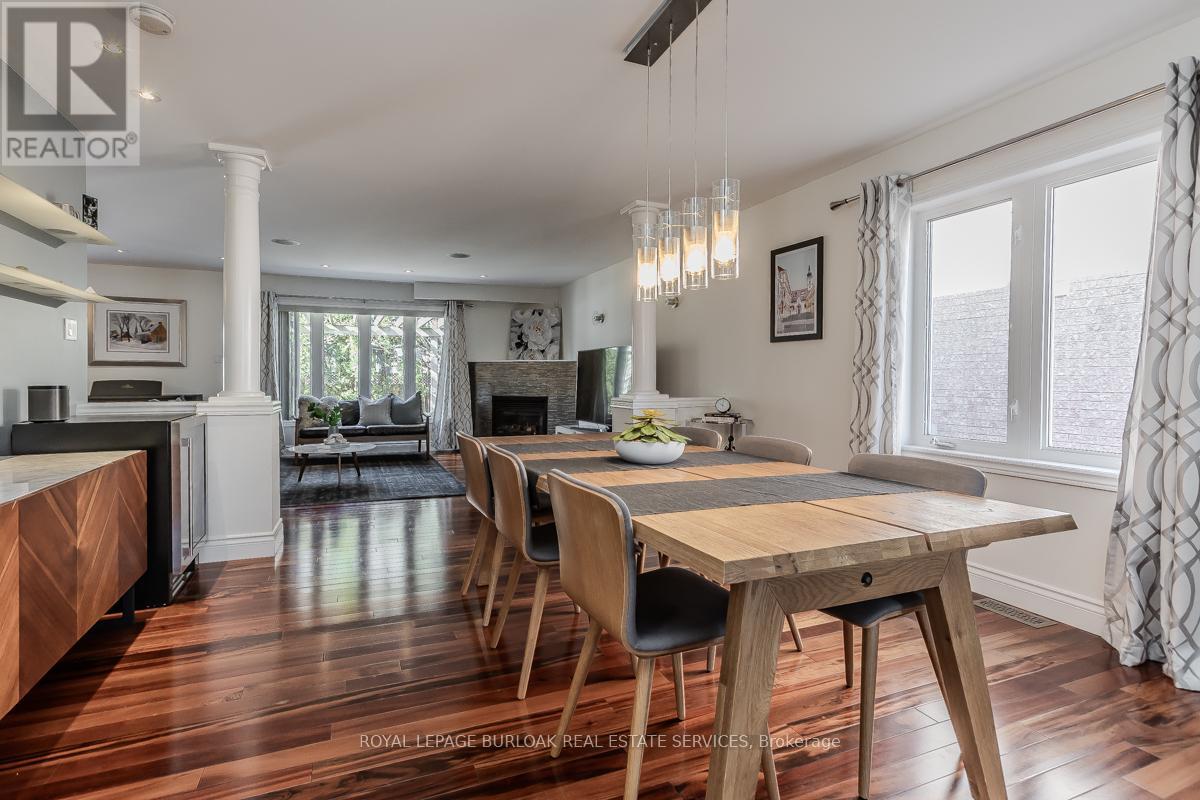 2382 Emerson Drive, Burlington, Ontario  L7L 7G6 - Photo 8 - W12199915