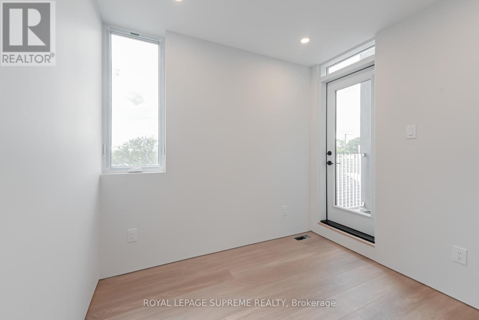 4 - 101 Bernice Crescent, Toronto, Ontario  M6N 1W7 - Photo 18 - W12199924