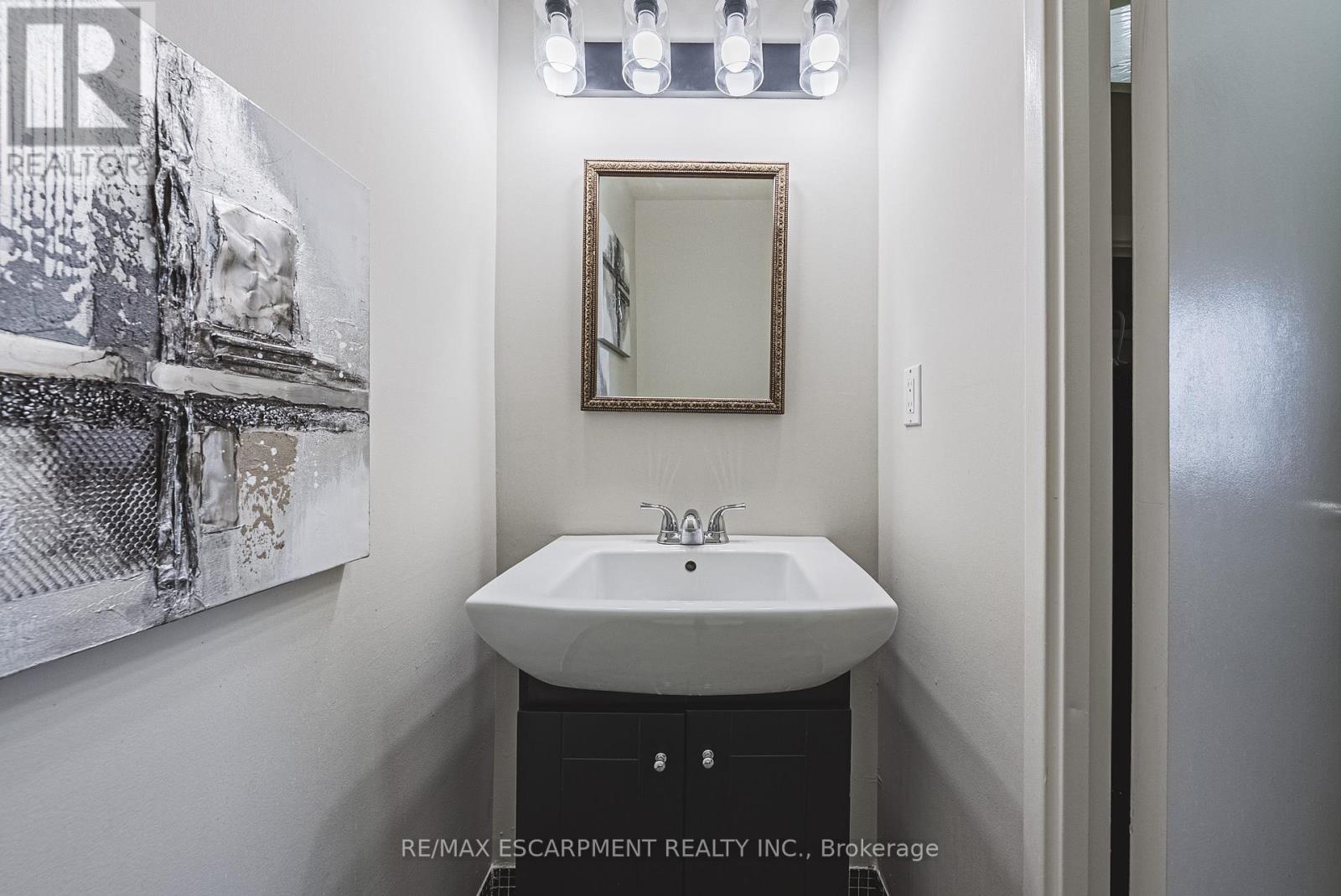 1706 - 2055 Upper Middle Road, Burlington, Ontario  L7P 3P4 - Photo 19 - W12199939