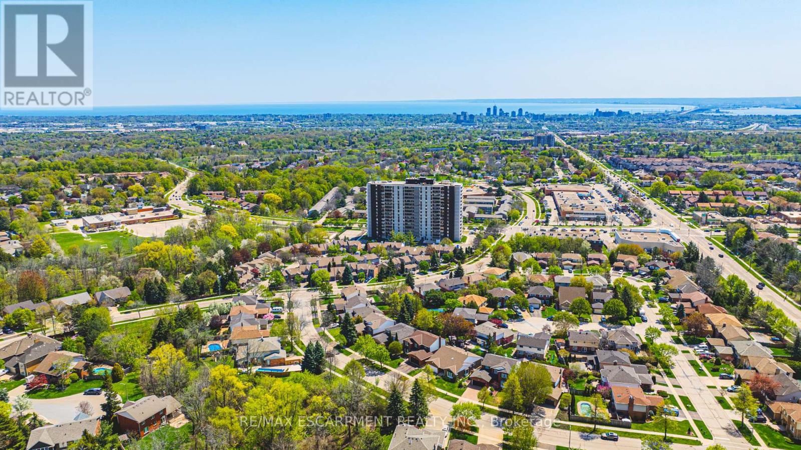 1706 - 2055 Upper Middle Road, Burlington (Brant Hills), Ontario  L7P 3P4 - Photo 39 - W12199939