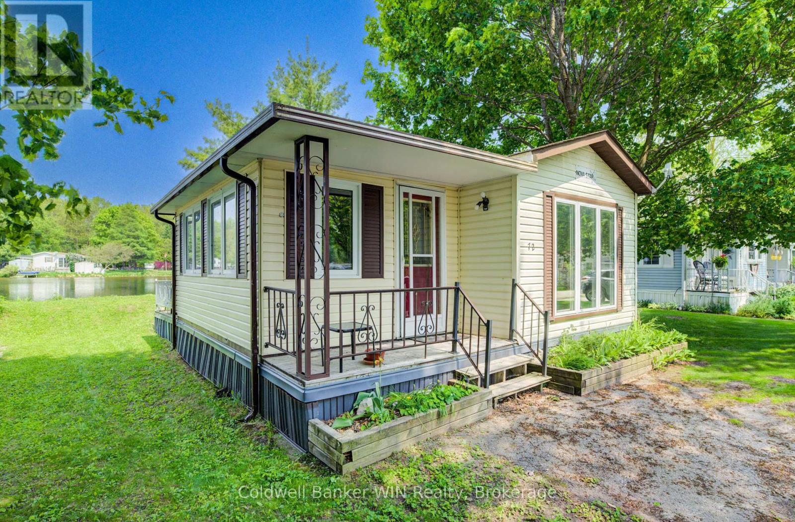 72 Lakeside, 7489 Side Road 5 E, Wellington North, Ontario  N0G 2L0 - Photo 2 - X12200058