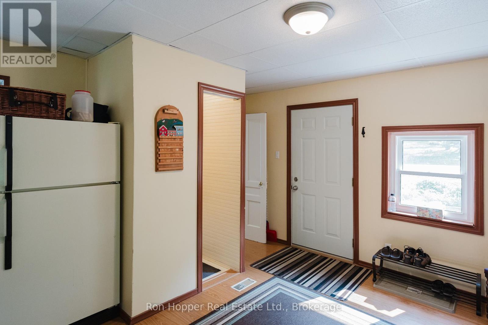 695 9th Street E, Owen Sound, Ontario  N4K 1P8 - Photo 18 - X12200146