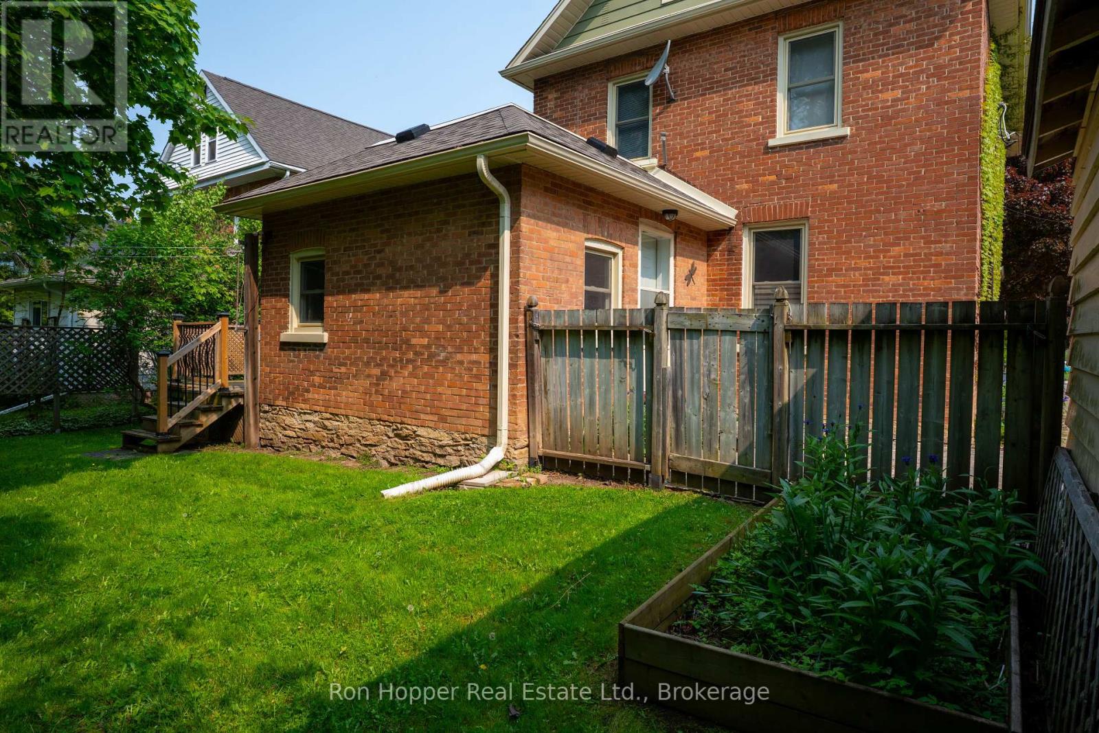 695 9th Street E, Owen Sound, Ontario  N4K 1P8 - Photo 37 - X12200146