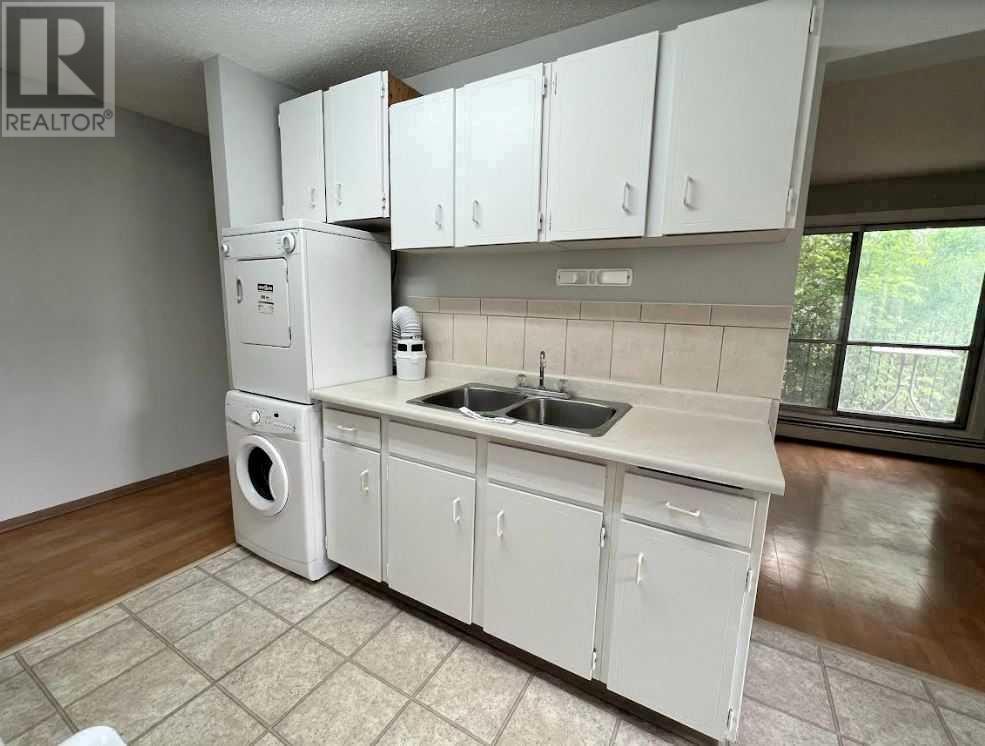 Property at 201, 4328 4 Street NW image 4