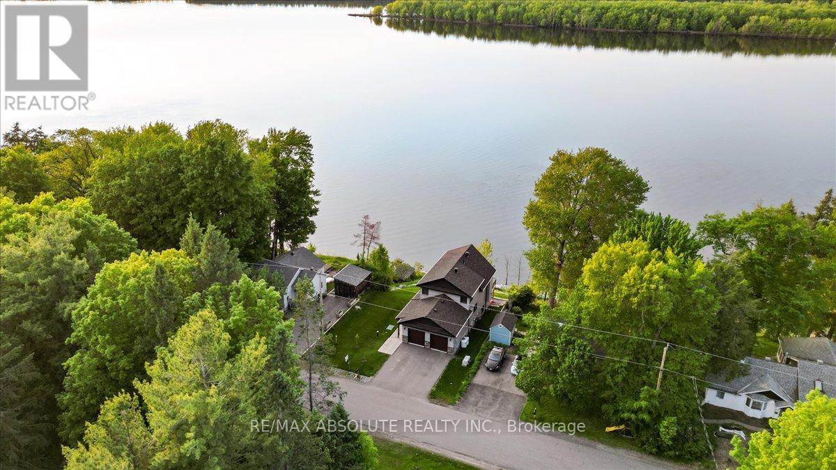 304 Riverwood Drive, Ottawa, Ontario  K0A 3M0 - Photo 1 - X12200037