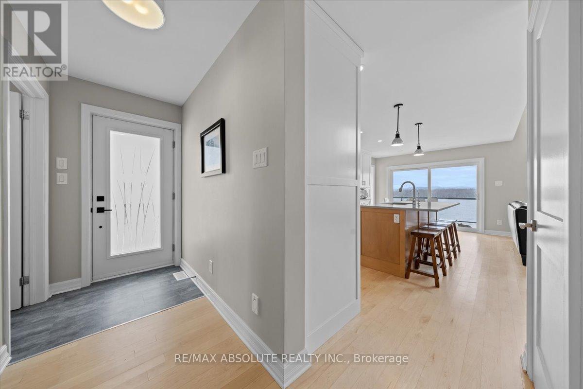 304 Riverwood Drive, Ottawa, Ontario  K0A 3M0 - Photo 10 - X12200037