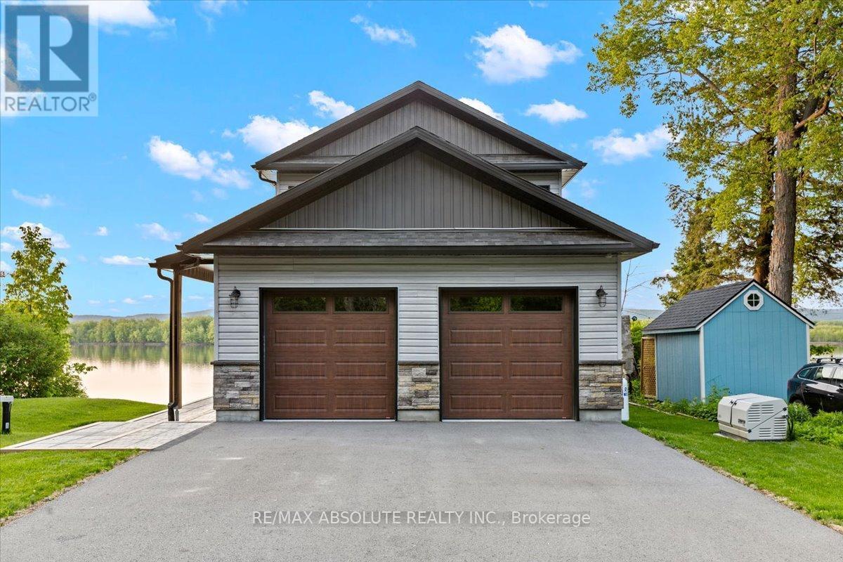 304 Riverwood Drive, Ottawa, Ontario  K0A 3M0 - Photo 3 - X12200037