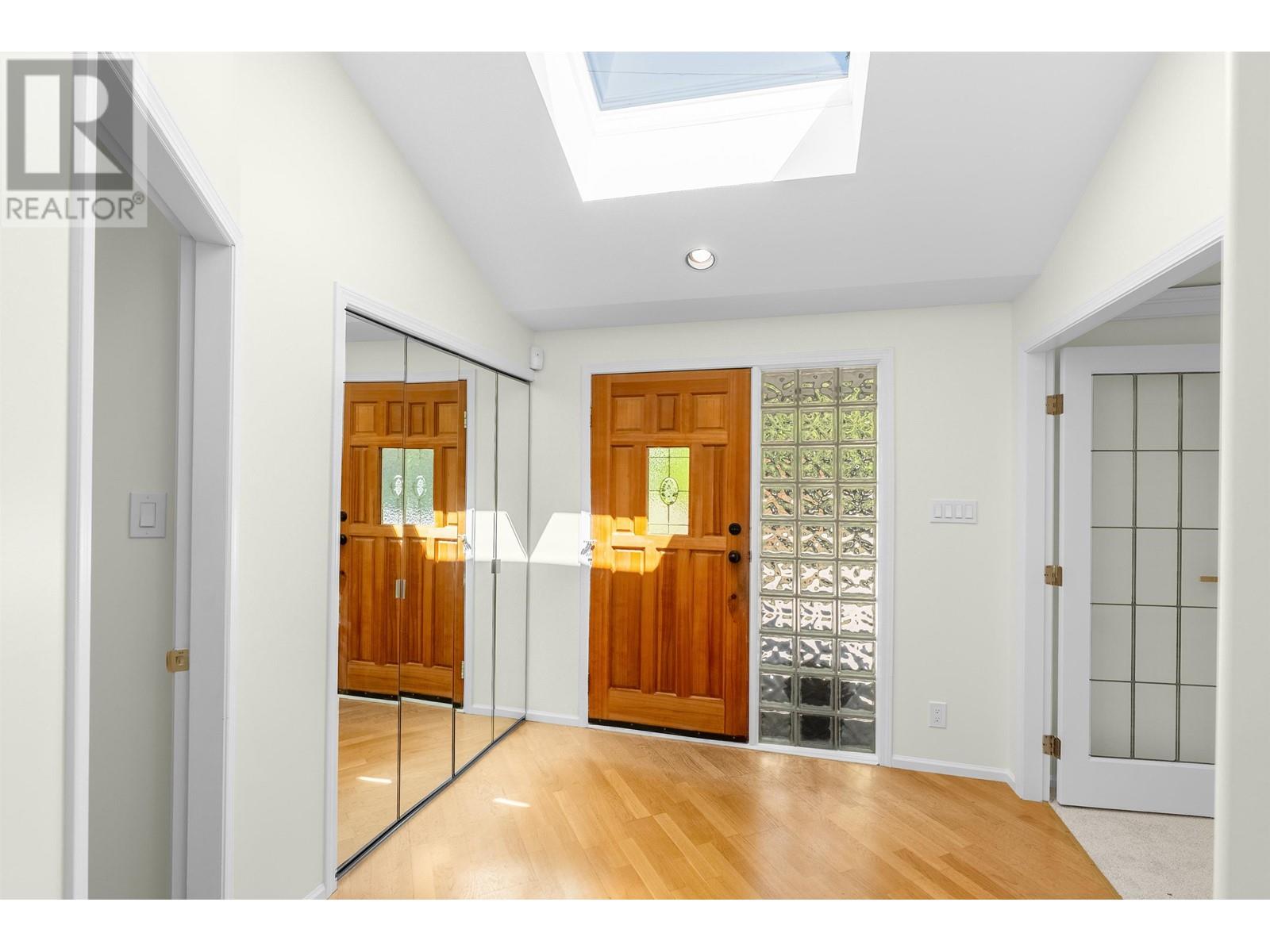 3395 Ayr Avenue, North Vancouver, British Columbia  V7R 1K4 - Photo 14 - R3011908