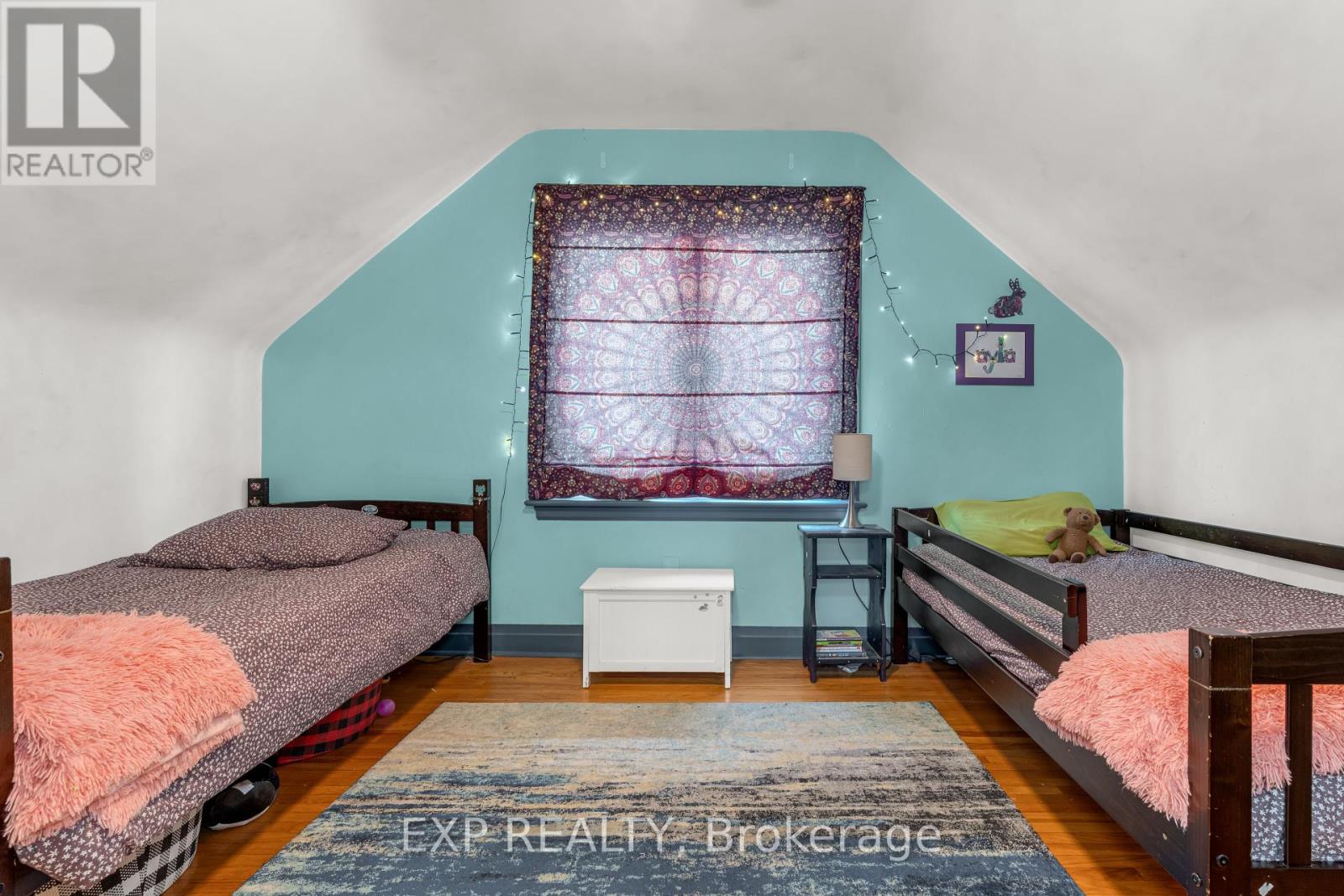 101 Erin Avenue, Hamilton (Rosedale), Ontario  L8K 4W1 - Photo 13 - X12199833