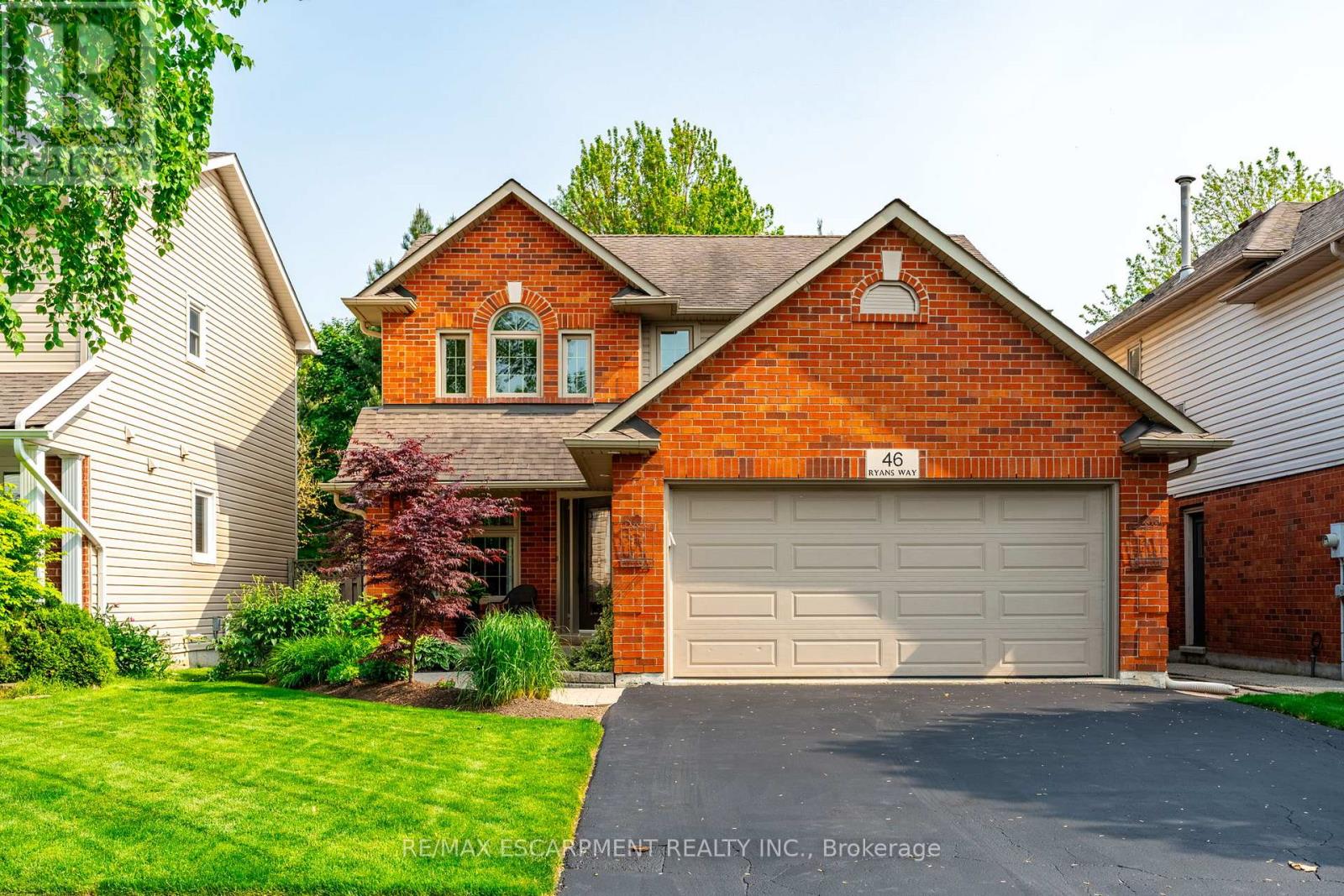 46 RYANS WAY, hamilton (waterdown), Ontario