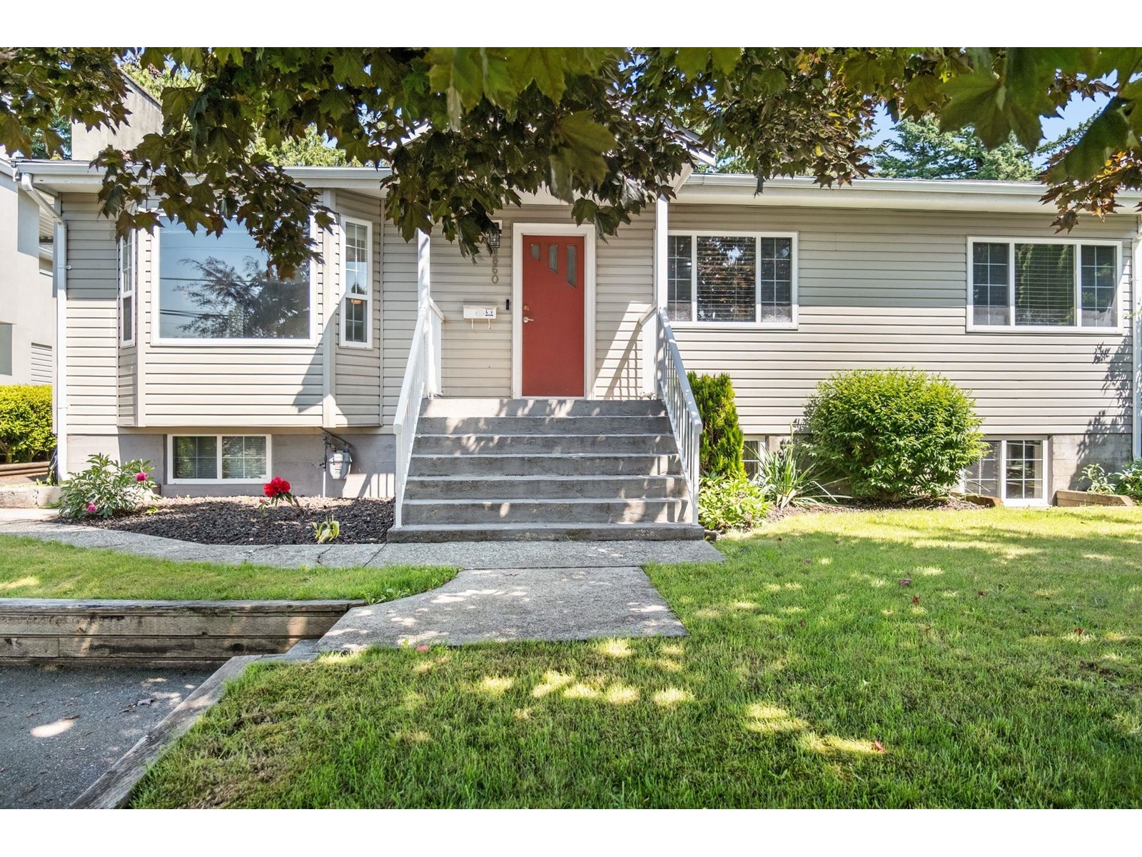 8860 112 Street, Delta, British Columbia  V4C 4X4 - Photo 3 - R3011512