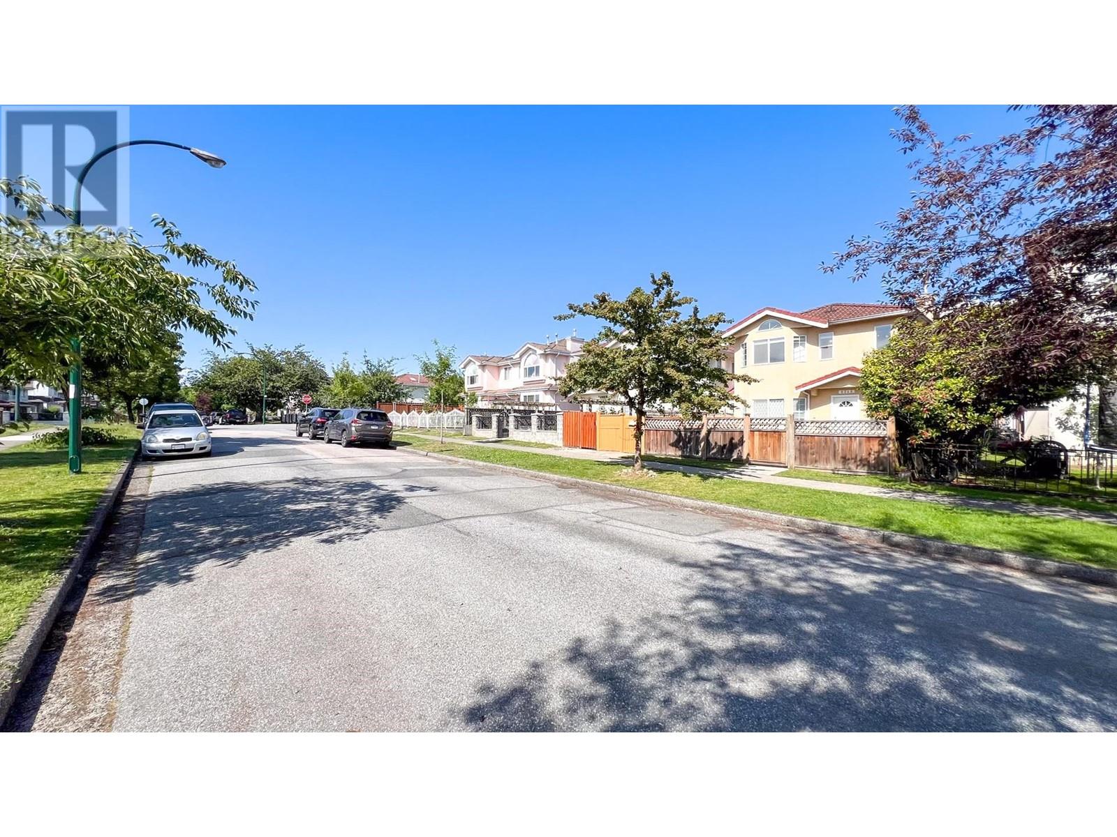 Property at 6248 BEATRICE STREET image 1