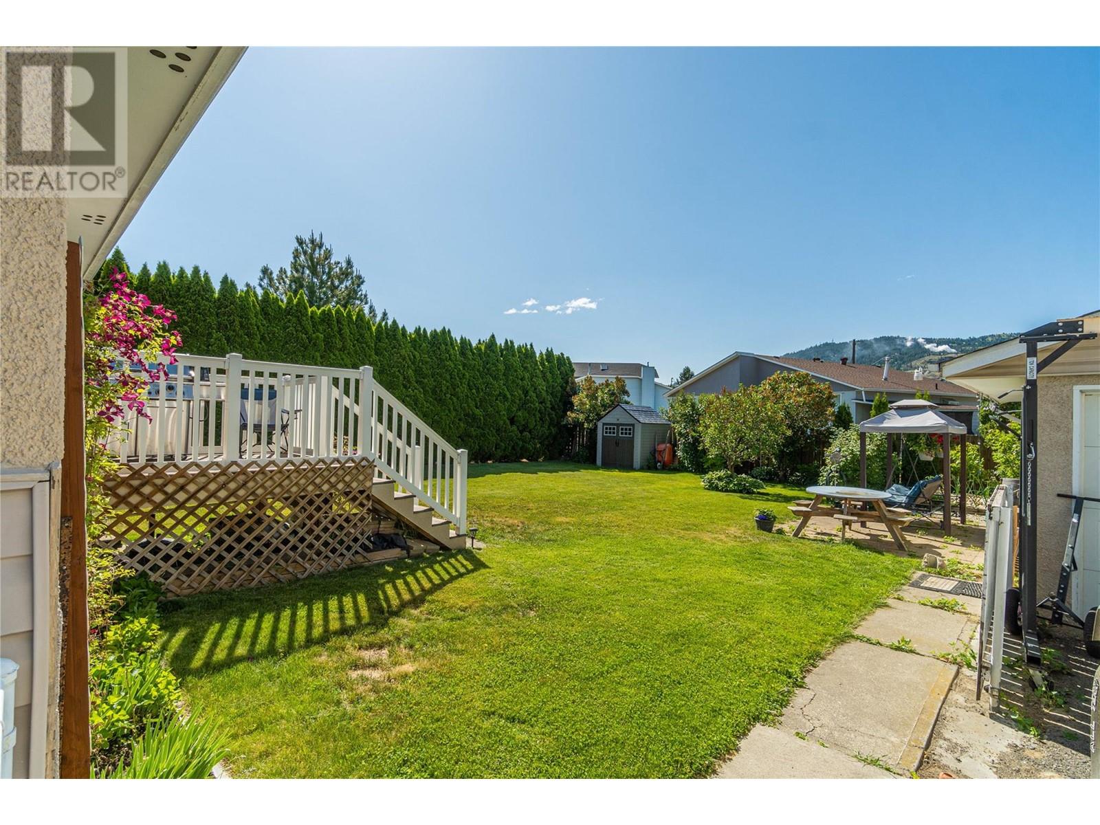 2321 Young Avenue, Kamloops, British Columbia  V2B 4M7 - Photo 4 - 10350779