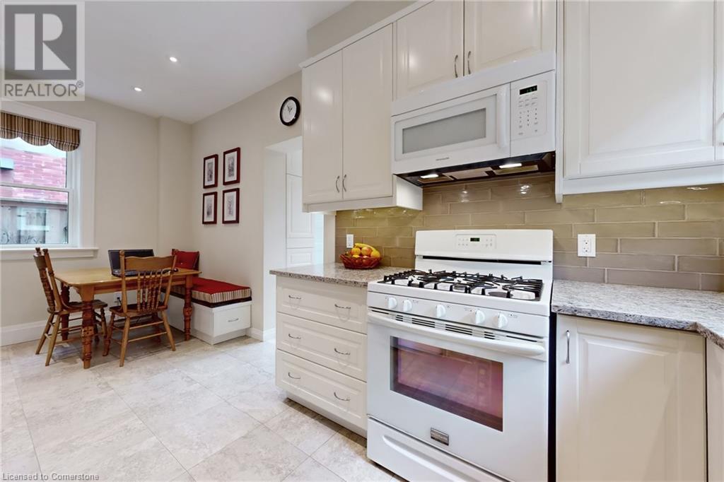28 Henry Street, Kitchener, Ontario  N2G 1P3 - Photo 13 - 40736452