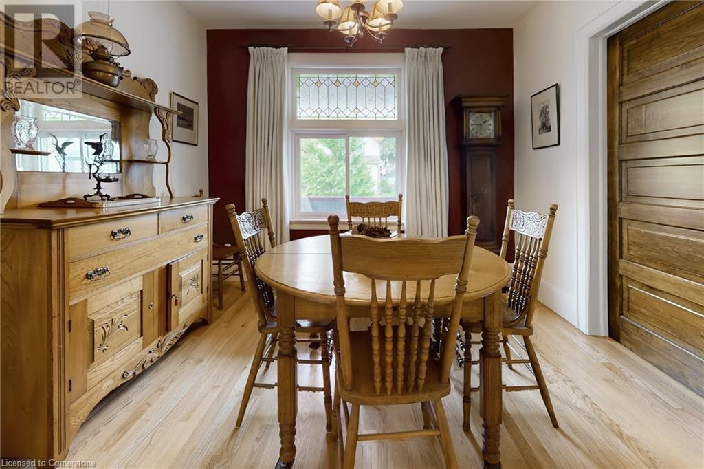 28 Henry Street, Kitchener, Ontario  N2G 1P3 - Photo 9 - 40736452