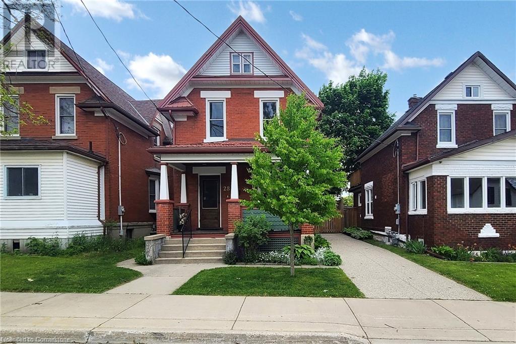 28 HENRY Street, kitchener, Ontario