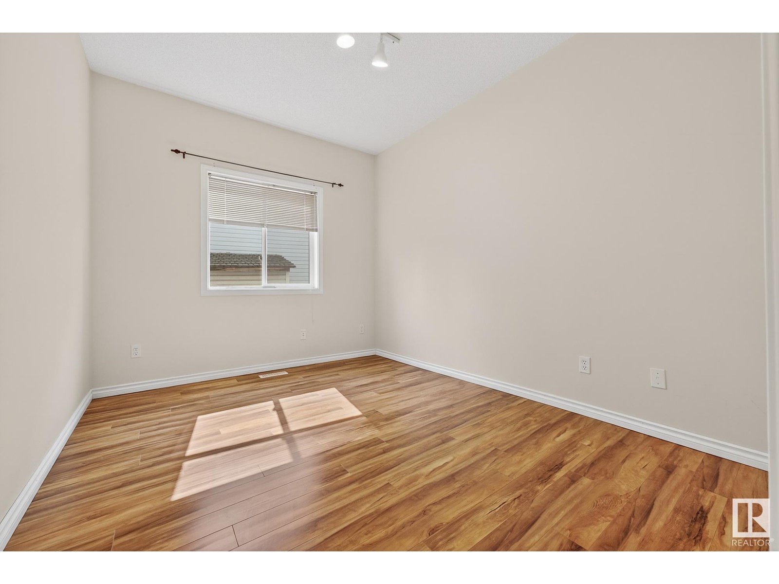2006 Haddow Dr Nw, Edmonton, Alberta  T6R 2P2 - Photo 24 - E4440630