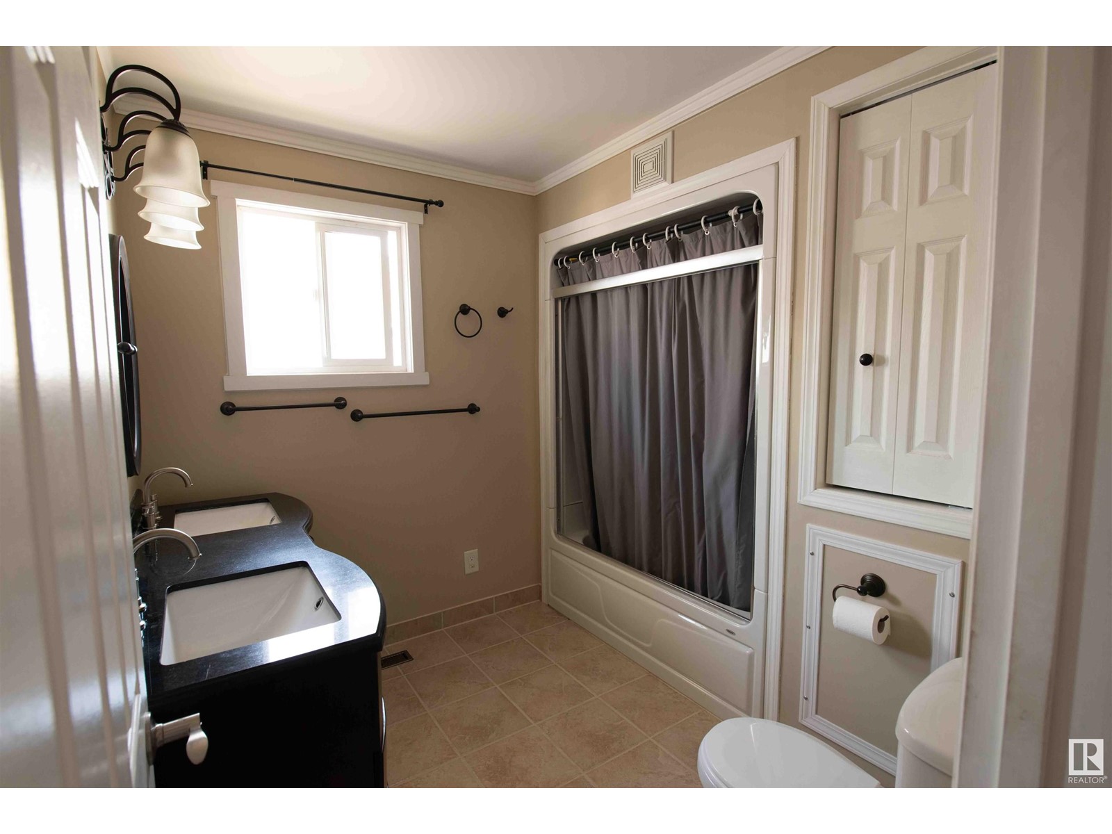 5207 52 St, Leduc, Alberta  T9E 5L9 - Photo 13 - E4440631