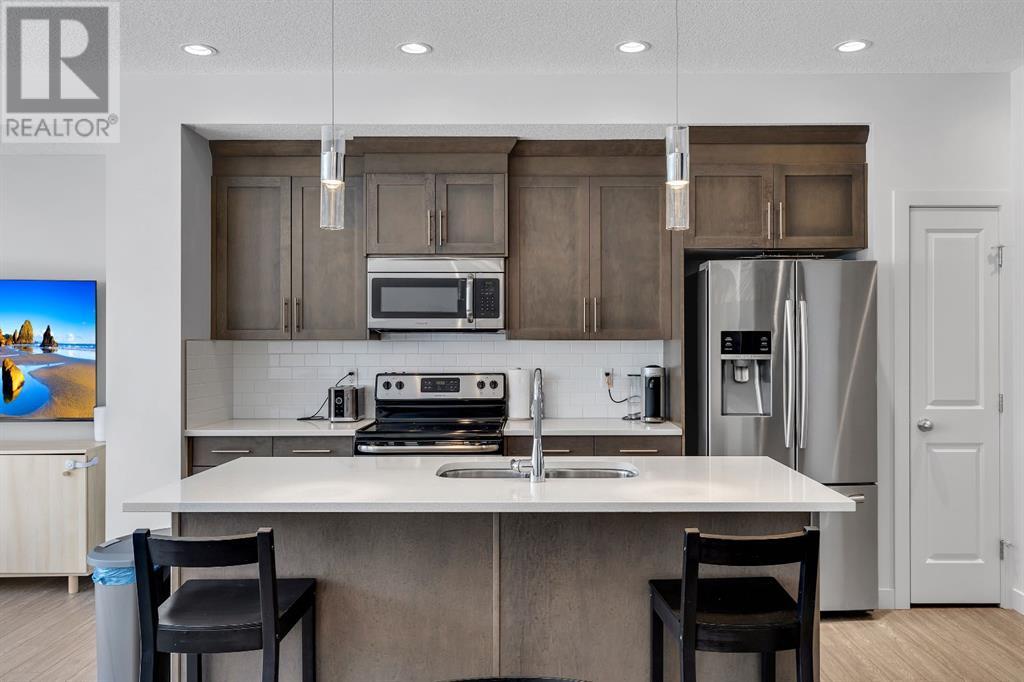 15 Heritage Vista, Cochrane, Alberta  T4C 2N7 - Photo 6 - A2224673