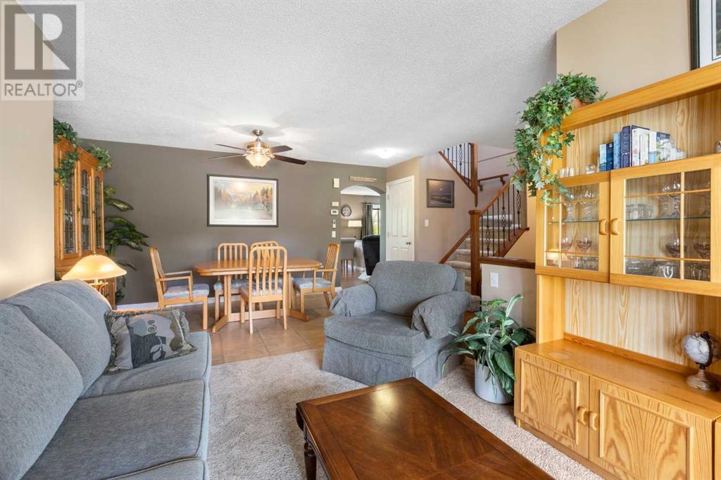 Property at 70 Somerset Way SW image 5