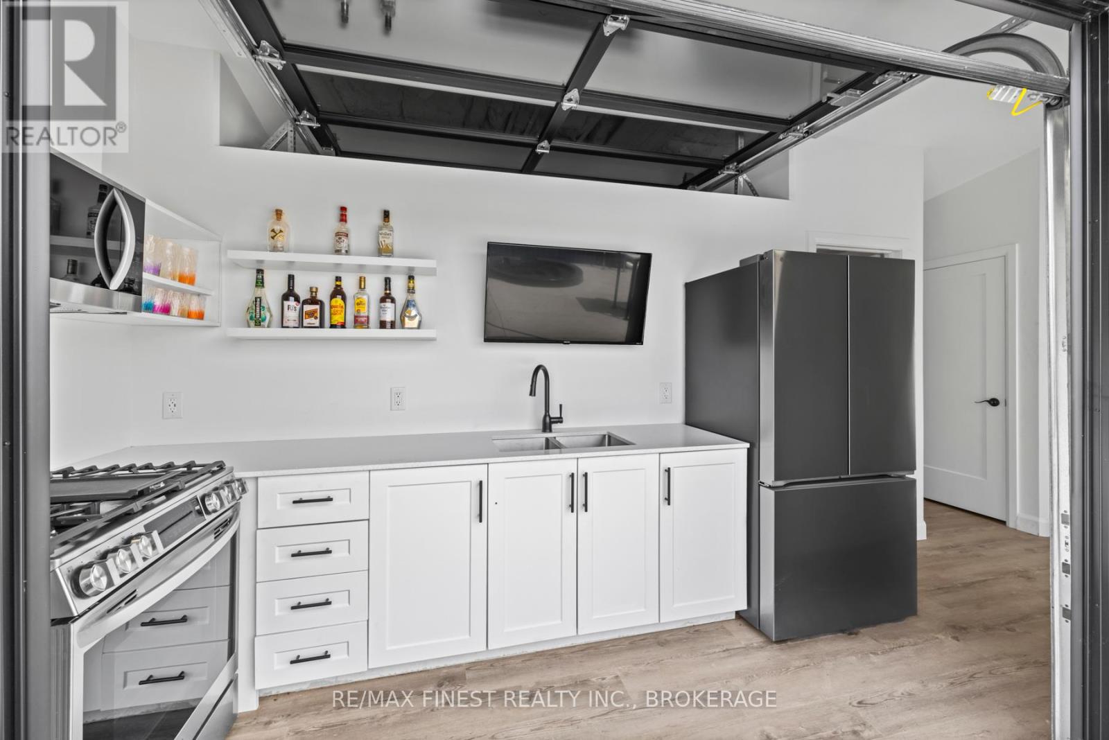 181 Morgan Drive, Frontenac, Ontario  K0H 2T0 - Photo 10 - X12200183