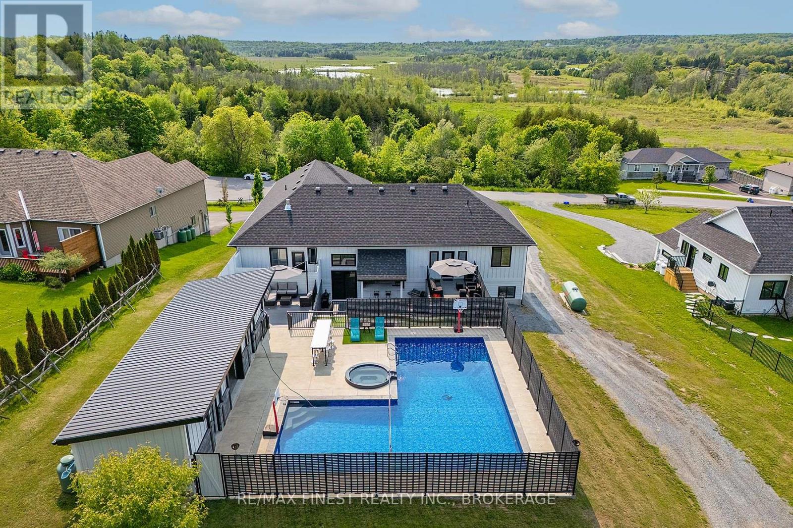 181 Morgan Drive, Frontenac, Ontario  K0H 2T0 - Photo 3 - X12200183