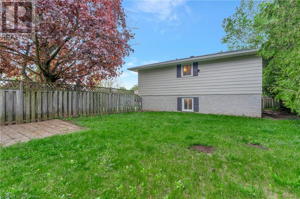 186 Cedarbrae Avenue, Waterloo, Ontario  N2L 4S5 - Photo 34 - 40729830