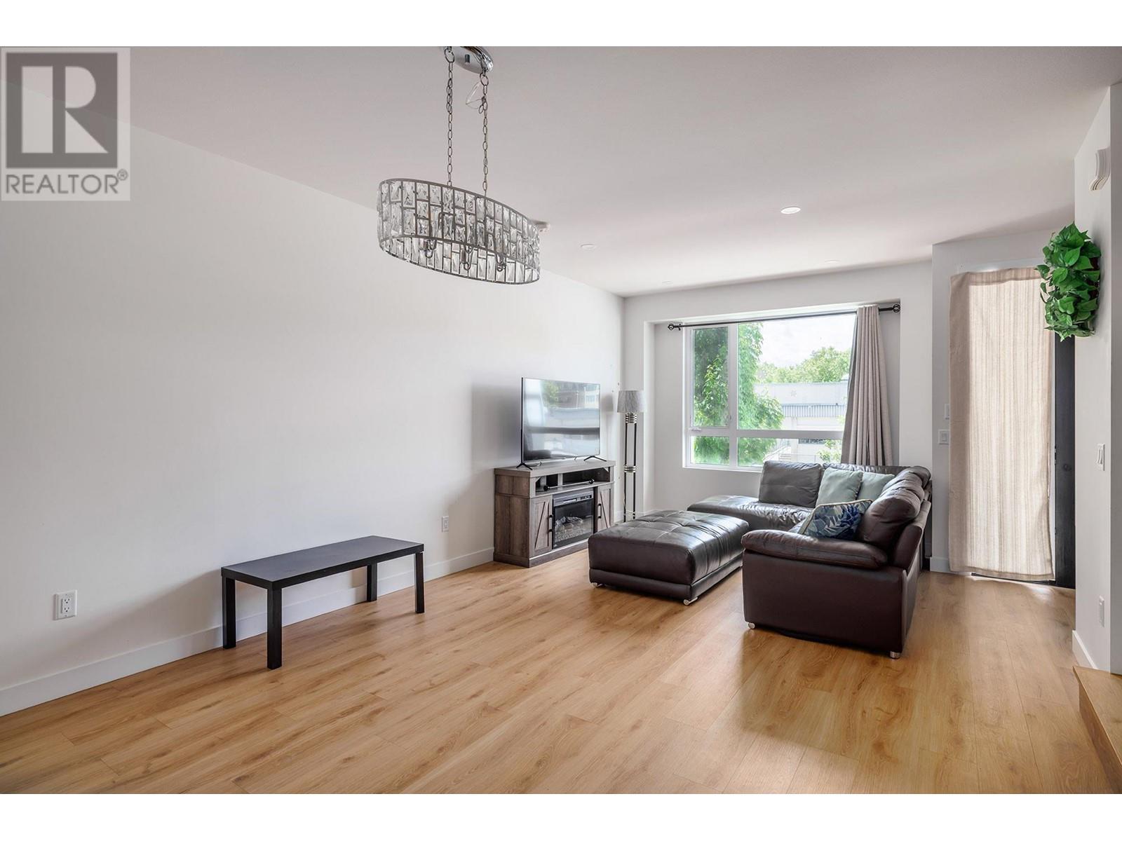 2825 Richter Street Unit# 2, Kelowna, British Columbia  V1Y 2R6 - Photo 4 - 10305834