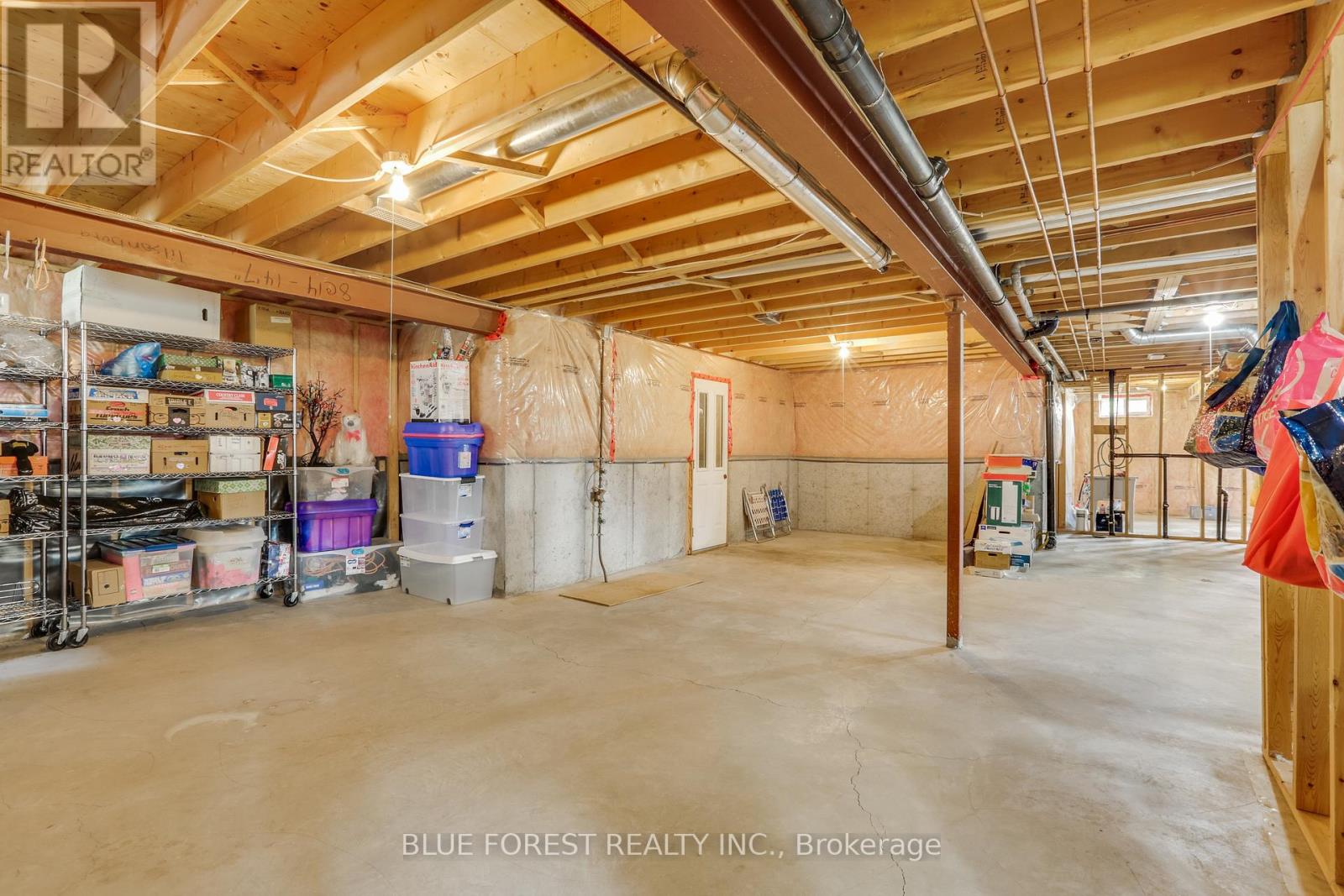 93 Kara Lane, Tillsonburg, Ontario  N4G 5M2 - Photo 34 - X12200148