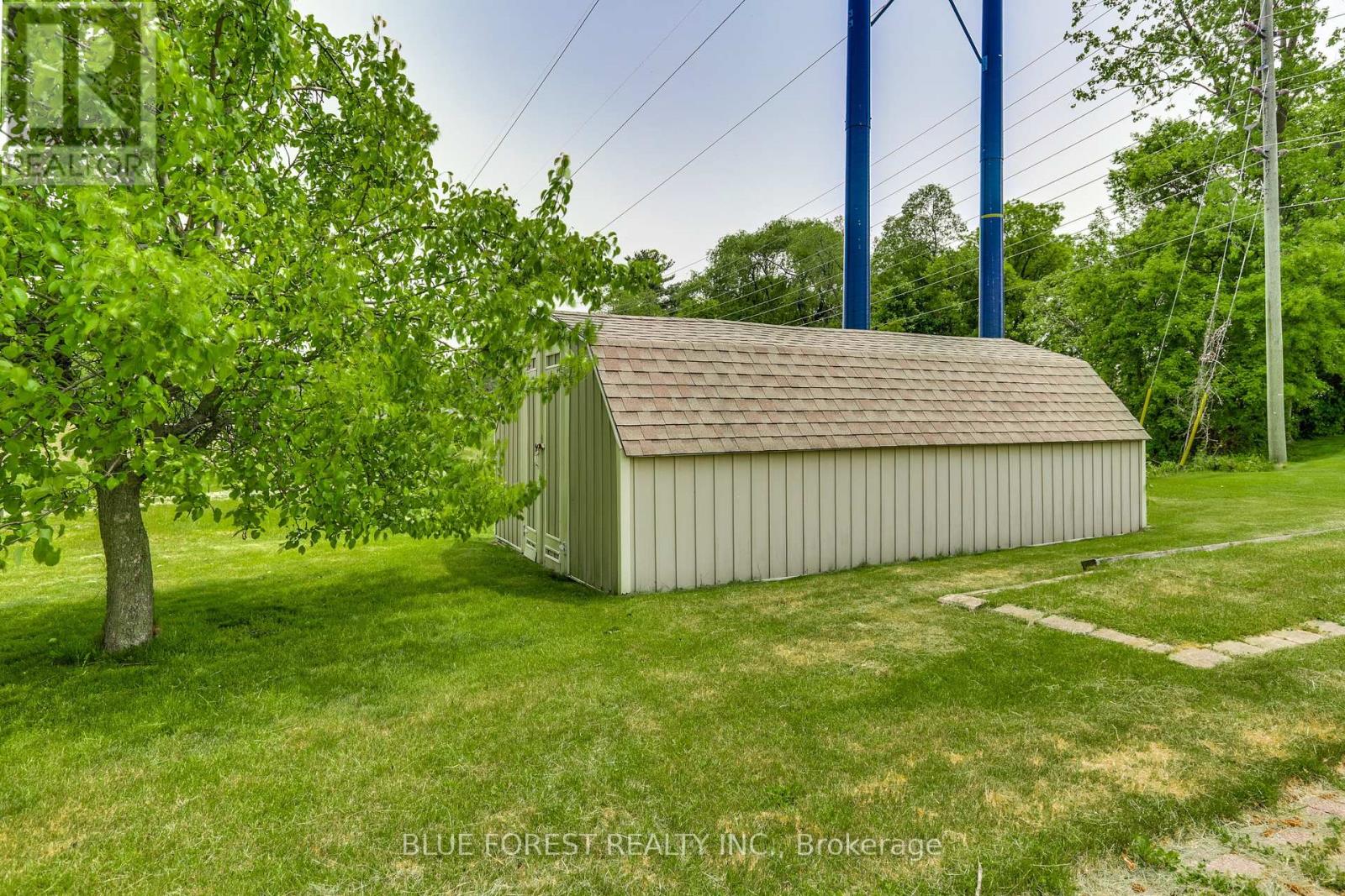 93 Kara Lane, Tillsonburg, Ontario  N4G 5M2 - Photo 39 - X12200148