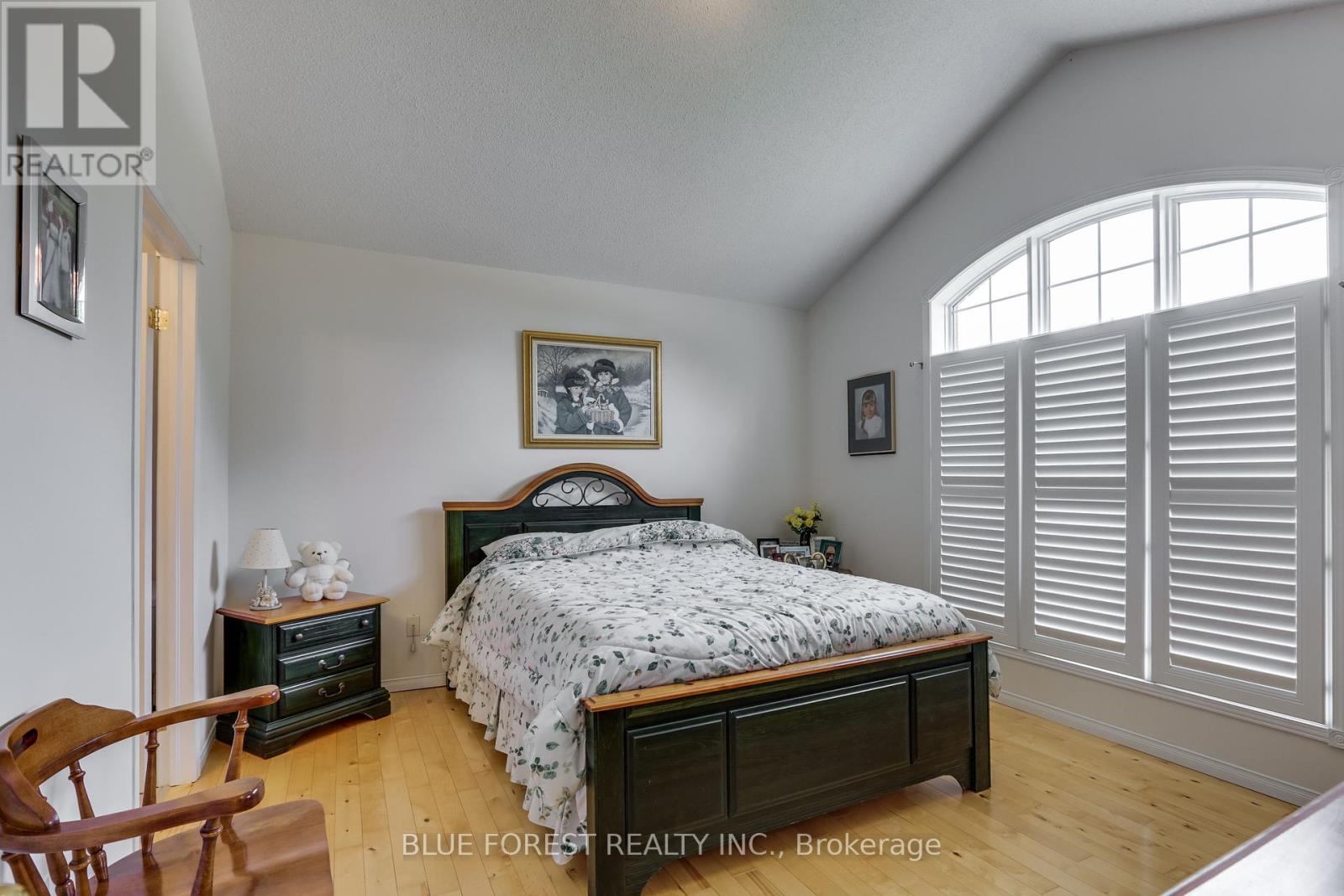 93 Kara Lane, Tillsonburg, Ontario  N4G 5M2 - Photo 4 - X12200148