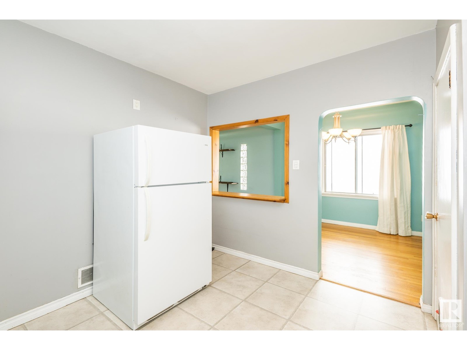 10920 68 Av Nw, Edmonton, Alberta  T6H 2C1 - Photo 8 - E4440636