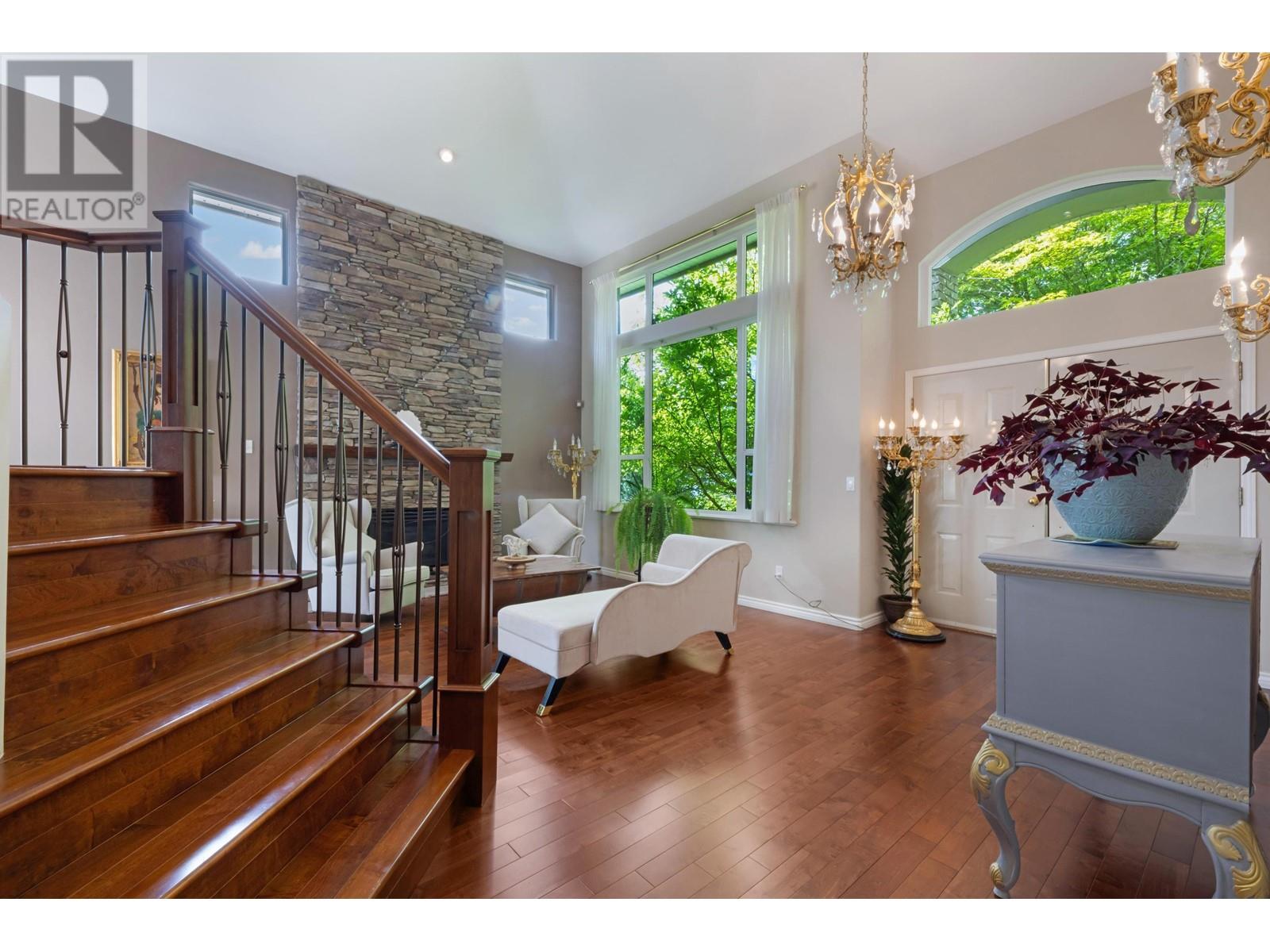 6 Linden Court, Port Moody, British Columbia  V3H 5C1 - Photo 5 - R3007908