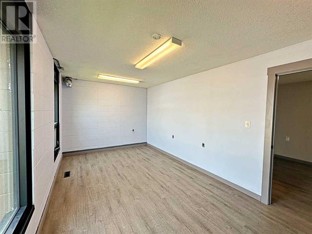 8121 Fraser Avenue, Fort Mcmurray, Alberta  T9H 1W5 - Photo 12 - A2227429