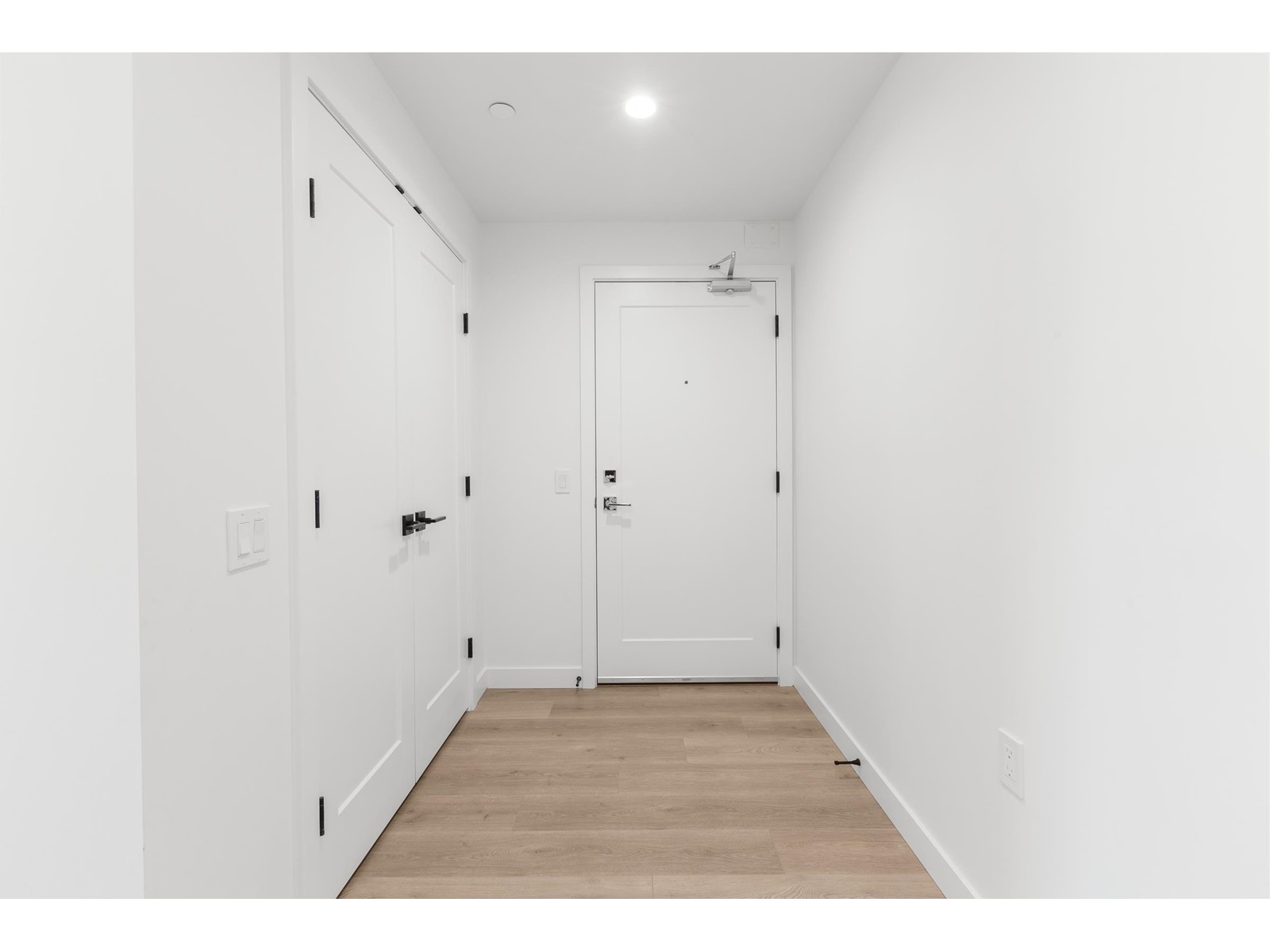 304 2425 166 Street, Surrey, British Columbia  V3S 0B8 - Photo 2 - R3011093