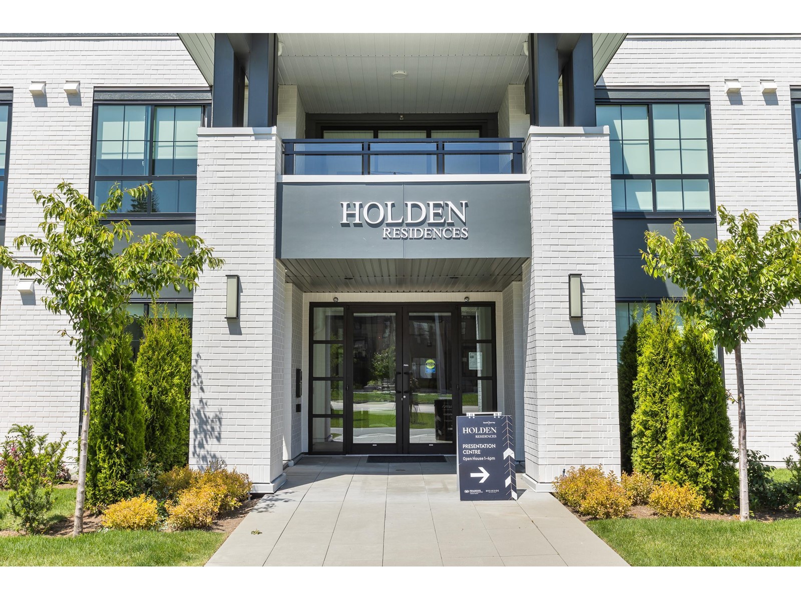 304 2425 166 Street, Surrey, British Columbia  V3S 0B8 - Photo 1 - R3011093