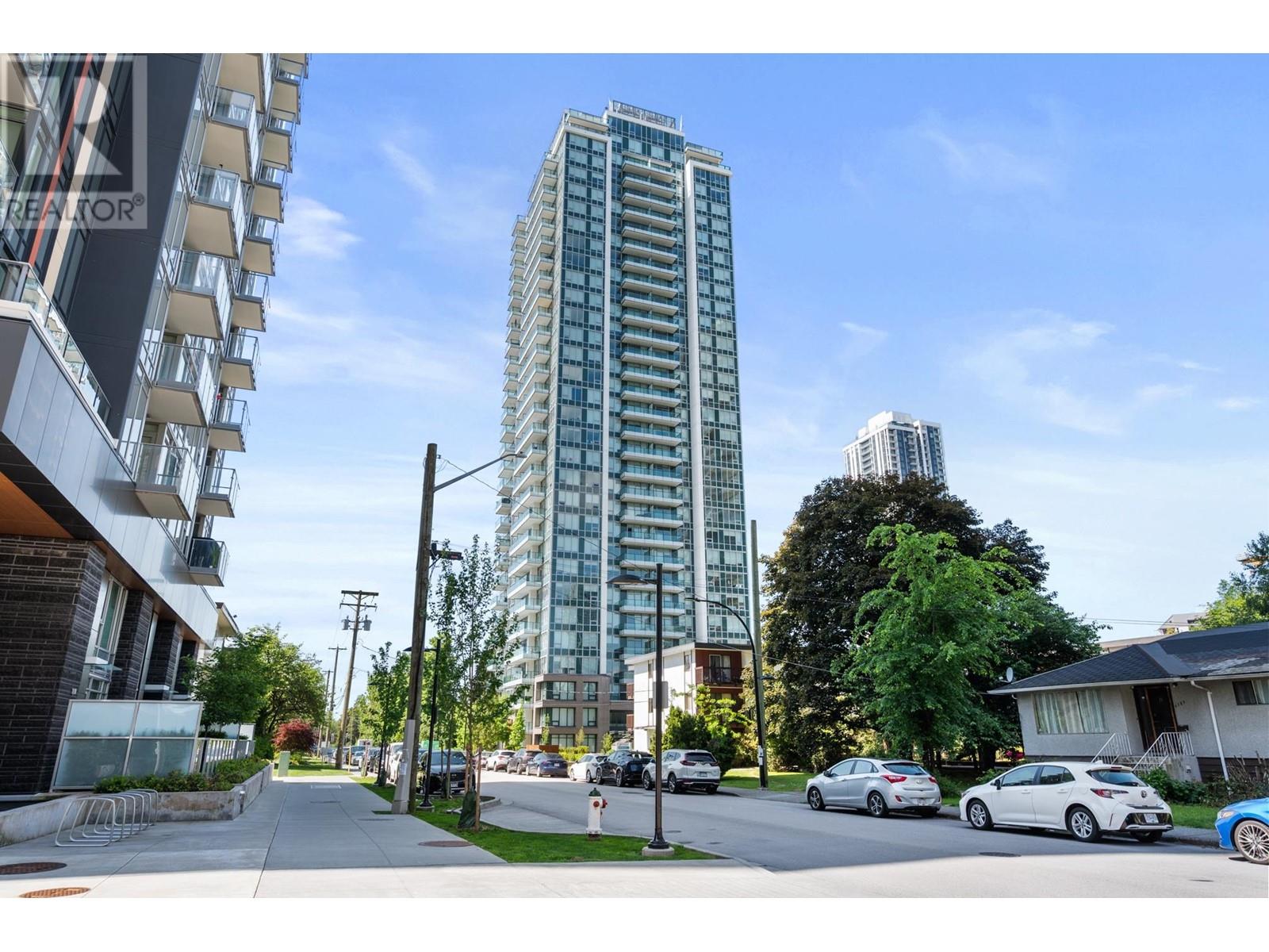 401 6463 Silver Avenue, Burnaby, British Columbia  V5H 0K4 - Photo 1 - R3010210