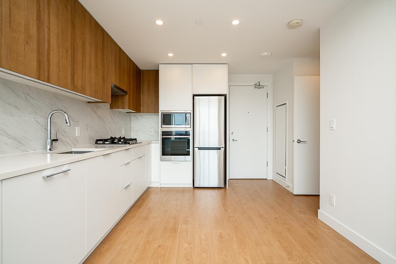 2208 13359 Old Yale Road, Surrey, British Columbia  V3T 0S4 - Photo 8 - R3011683