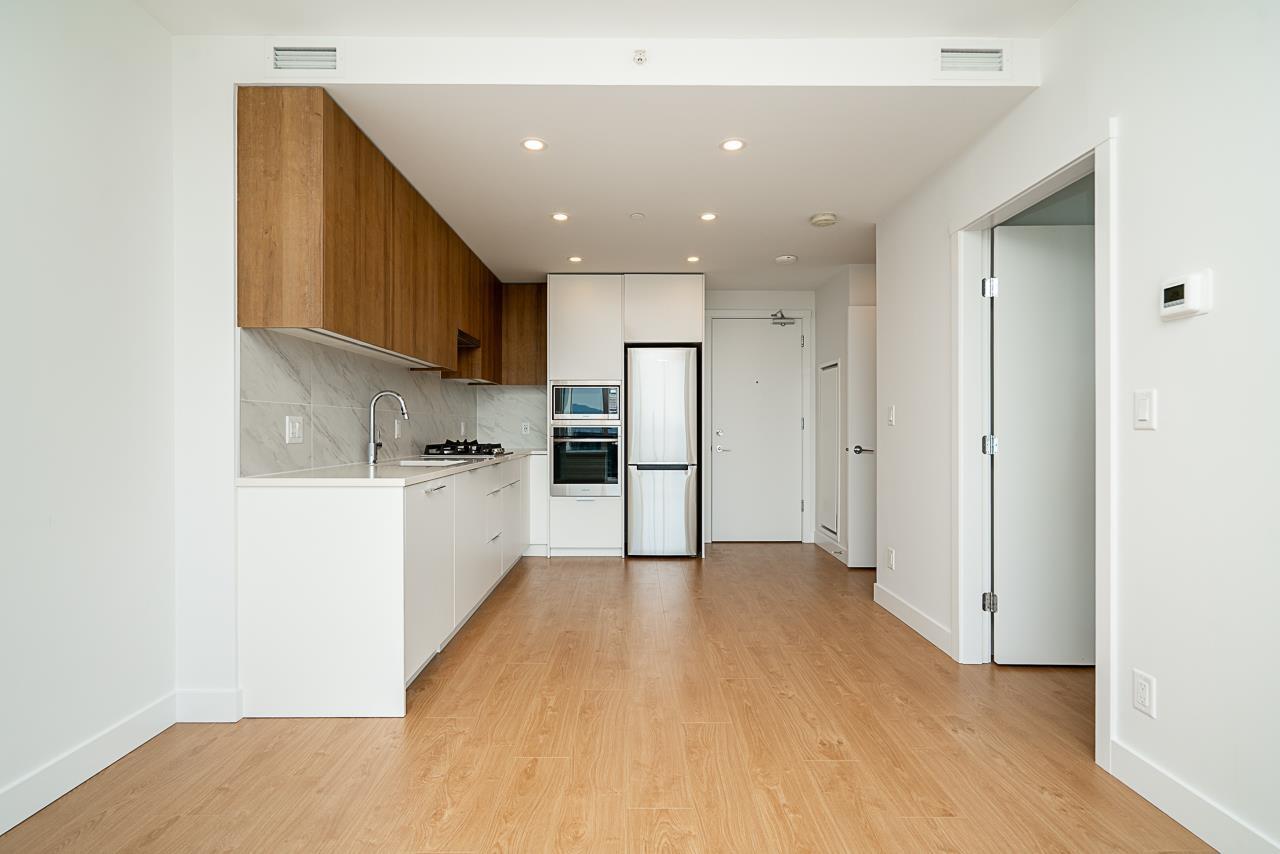 2208 13359 Old Yale Road, Surrey, British Columbia  V3T 0S4 - Photo 13 - R3011683