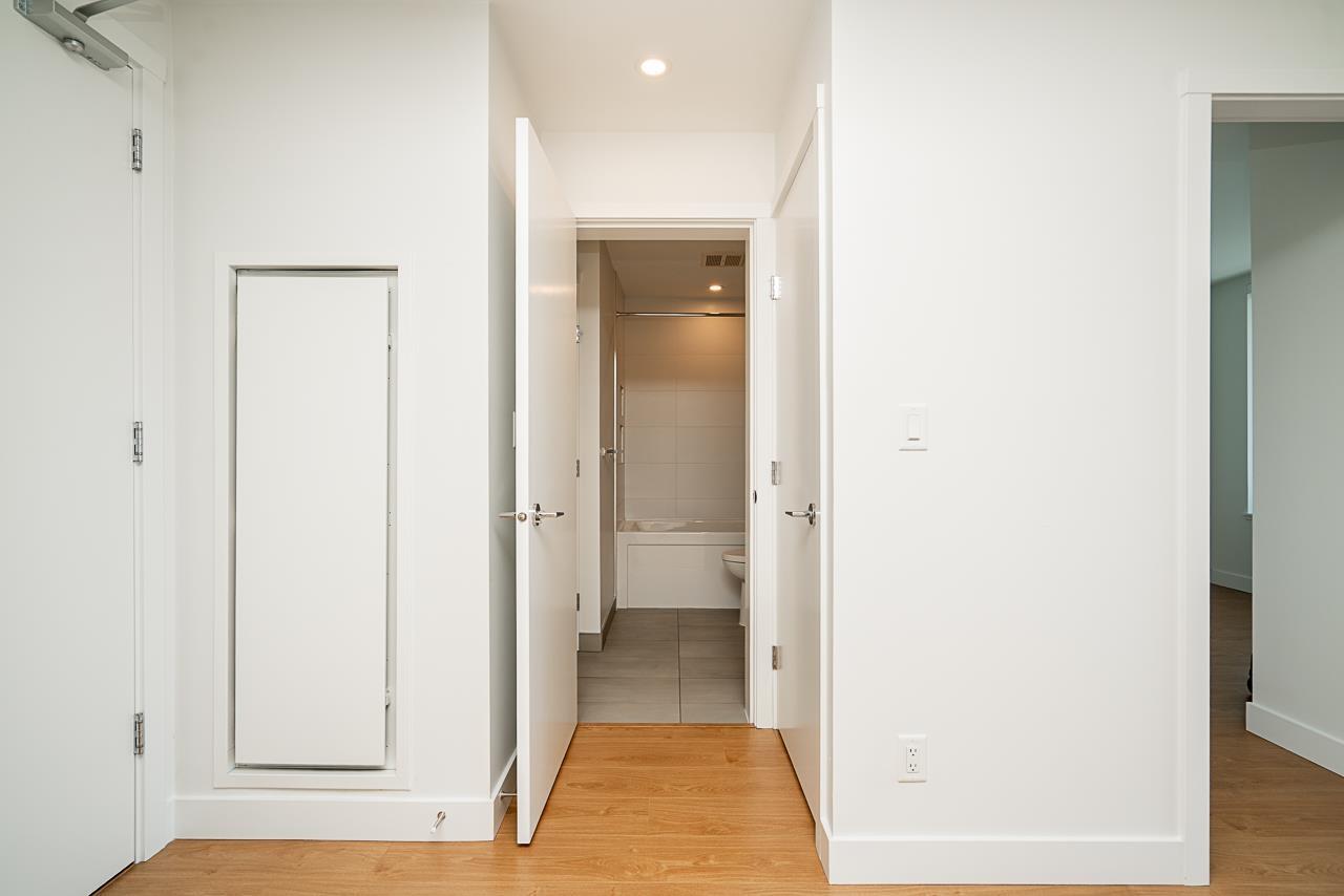 2208 13359 Old Yale Road, Surrey, British Columbia  V3T 0S4 - Photo 19 - R3011683