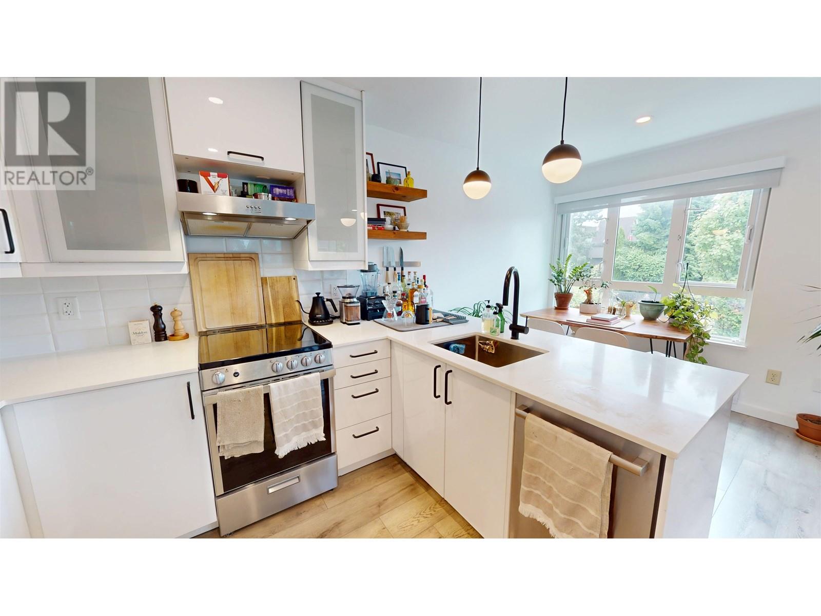 205 255 E 14th Avenue, Vancouver, British Columbia  V5T 2M7 - Photo 2 - R3011972