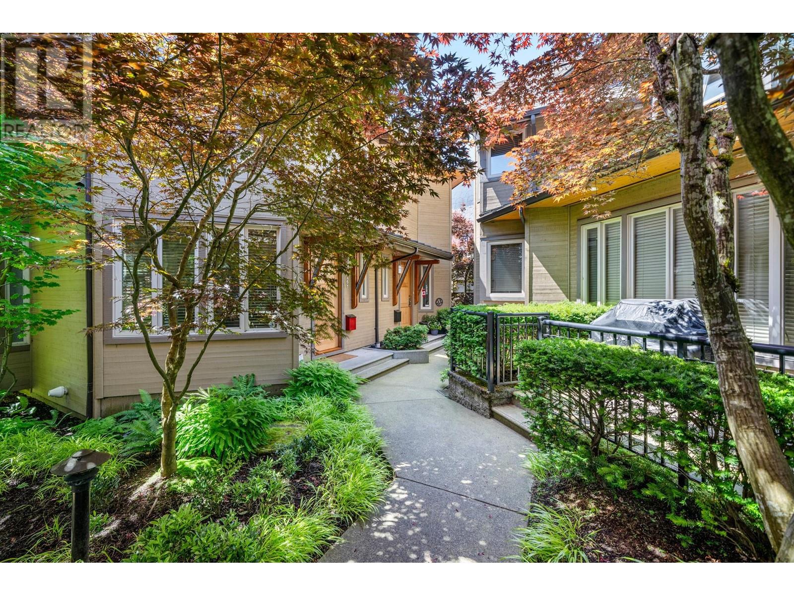 263 W 5th Street, North Vancouver, British Columbia  V7M 1J9 - Photo 22 - R3011986