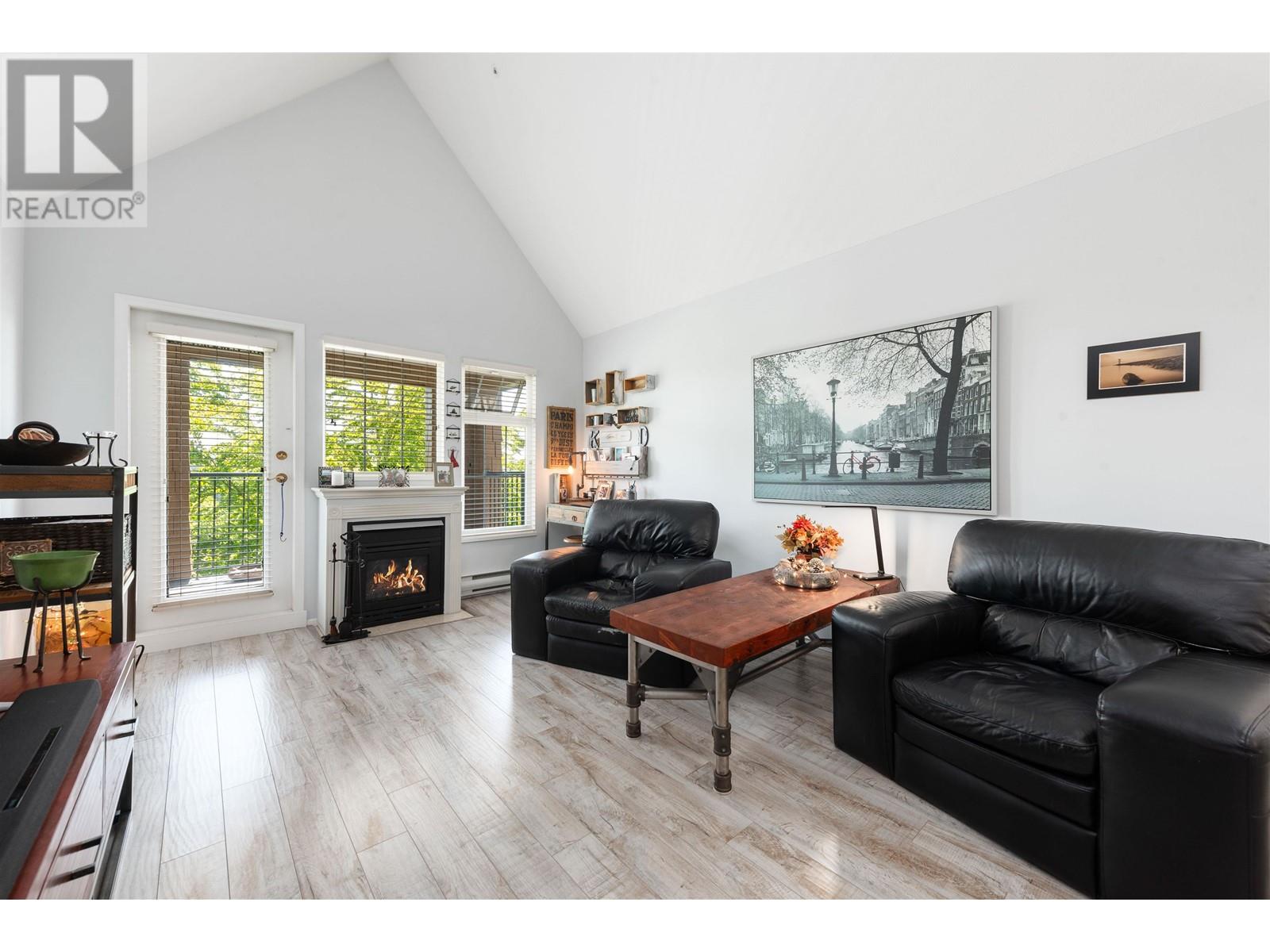 407 1369 56 STREET, Delta, British Columbia
