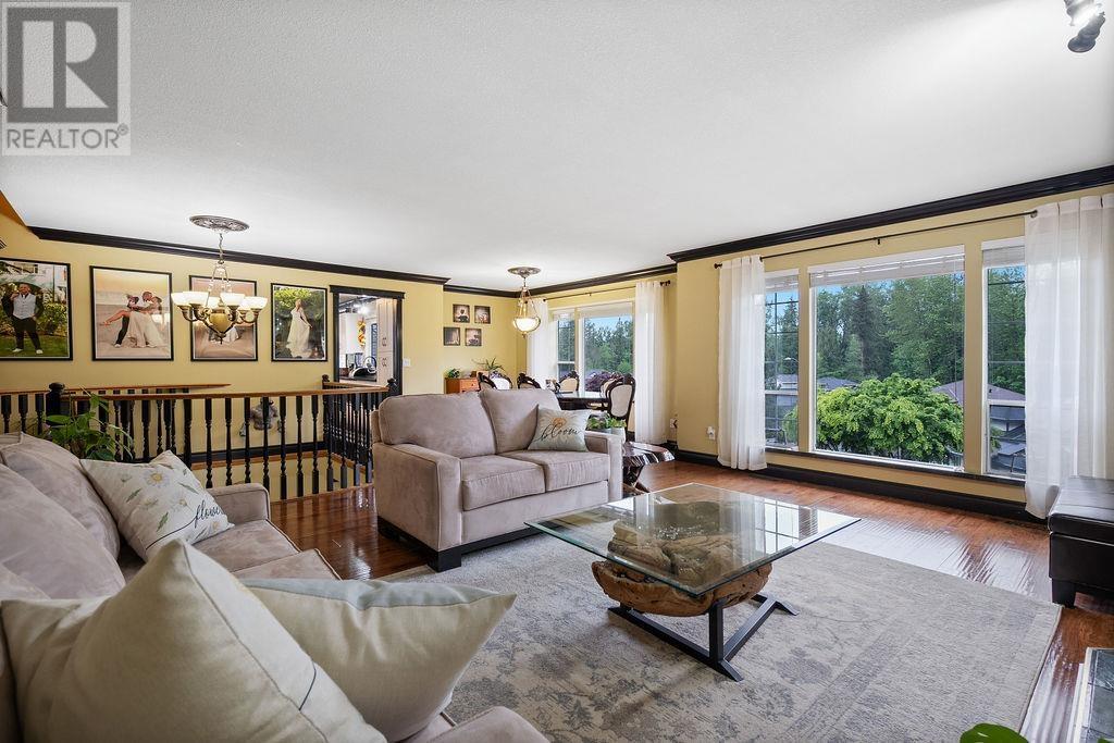 Property at 23638 108 LOOP image 5