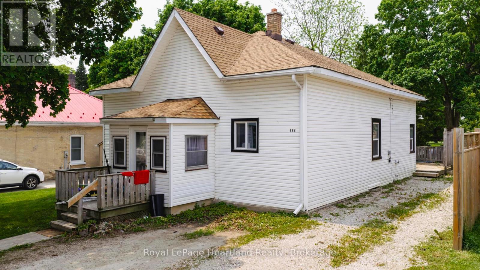 264 Edward Street, North Huron, Ontario  N0G 2W0 - Photo 8 - X12200189
