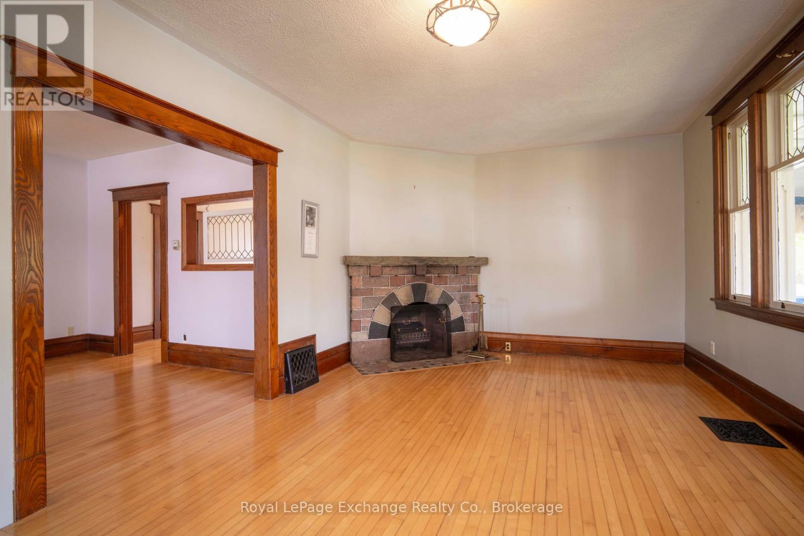 429 Havelock Street, Huron-Kinloss, Ontario  N0G 2H0 - Photo 10 - X12200226