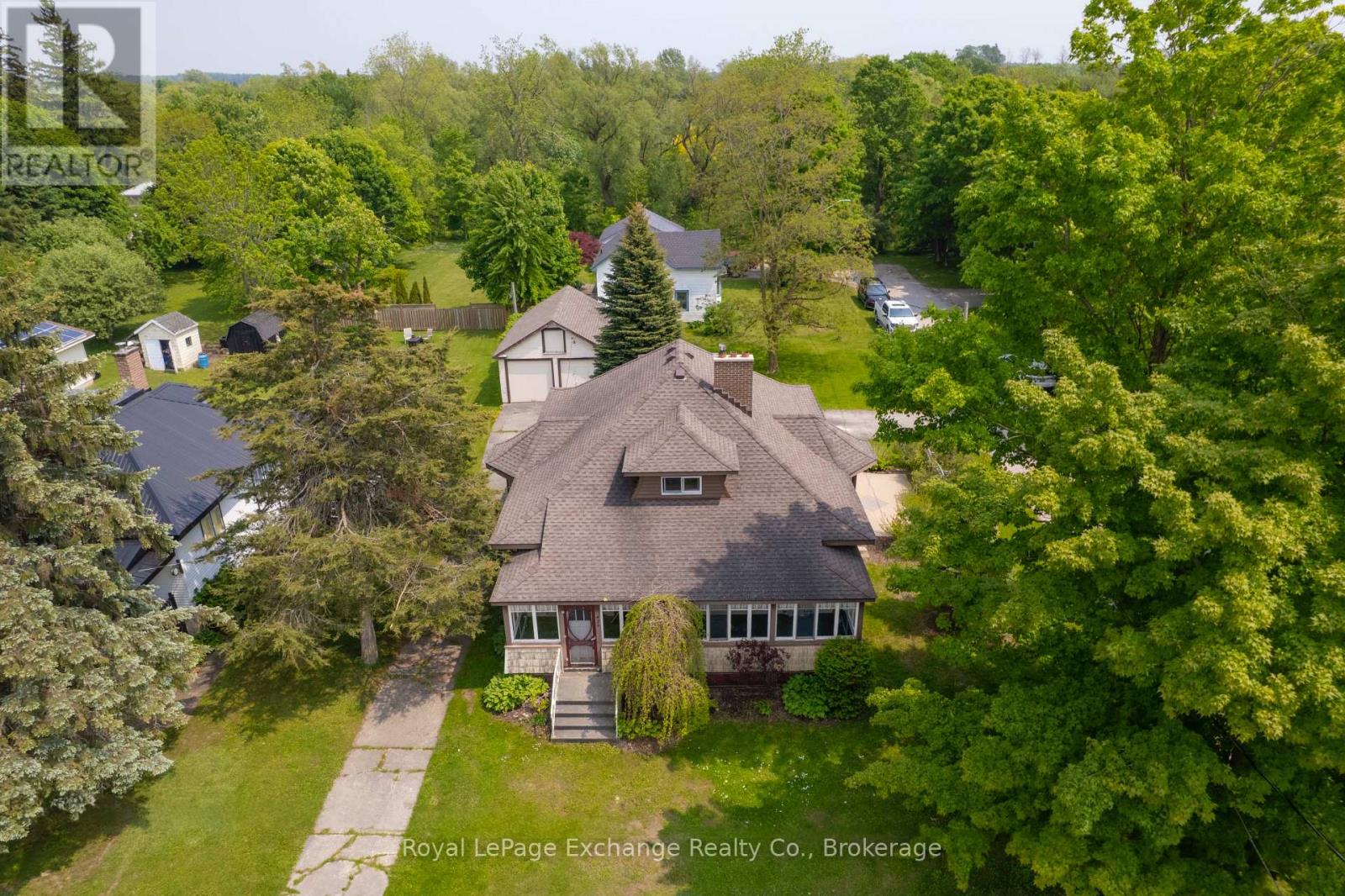 429 Havelock Street, Huron-Kinloss, Ontario  N0G 2H0 - Photo 2 - X12200226